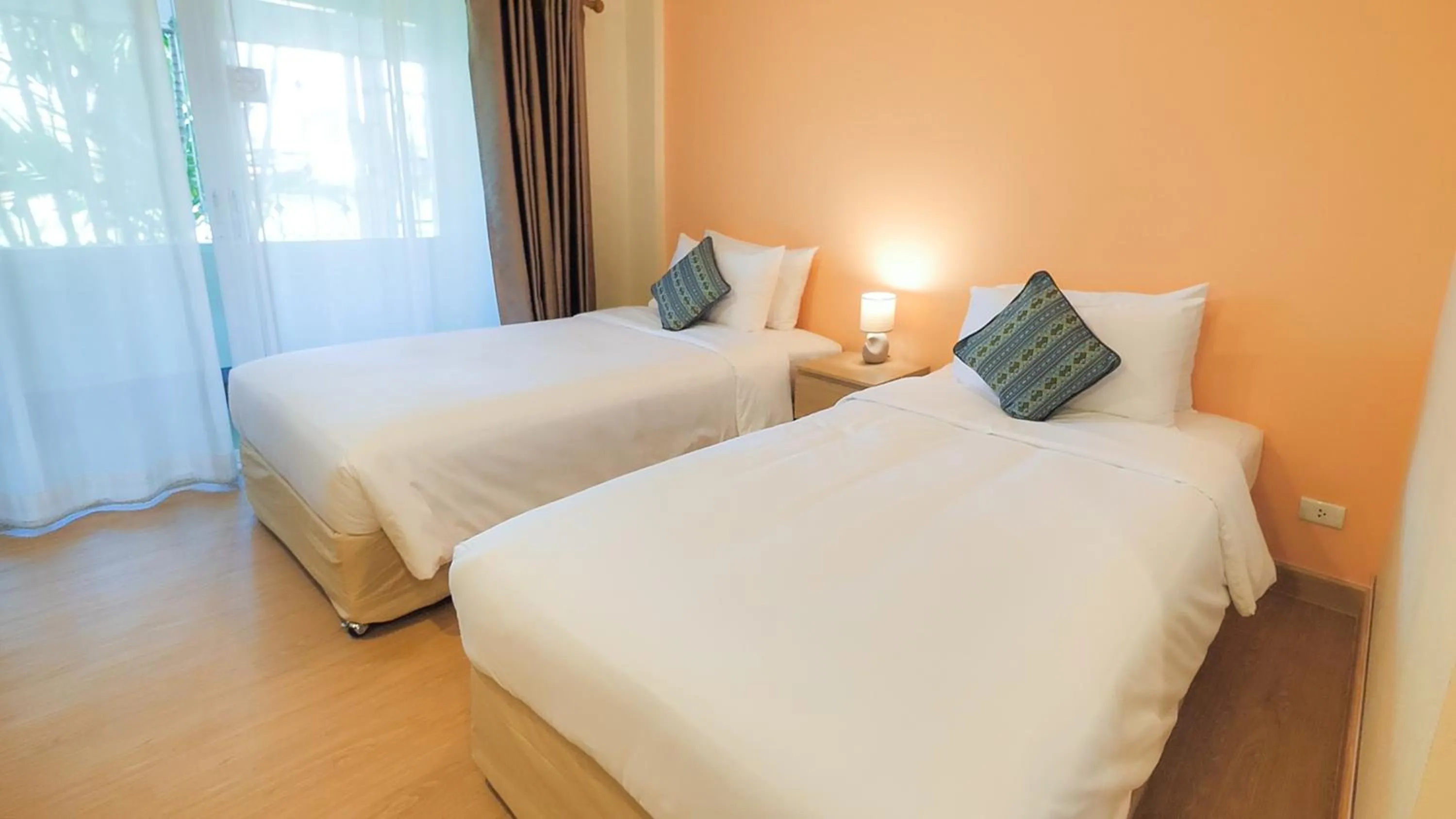 Bedroom in Siam Avari Hotel, Chiang Rai