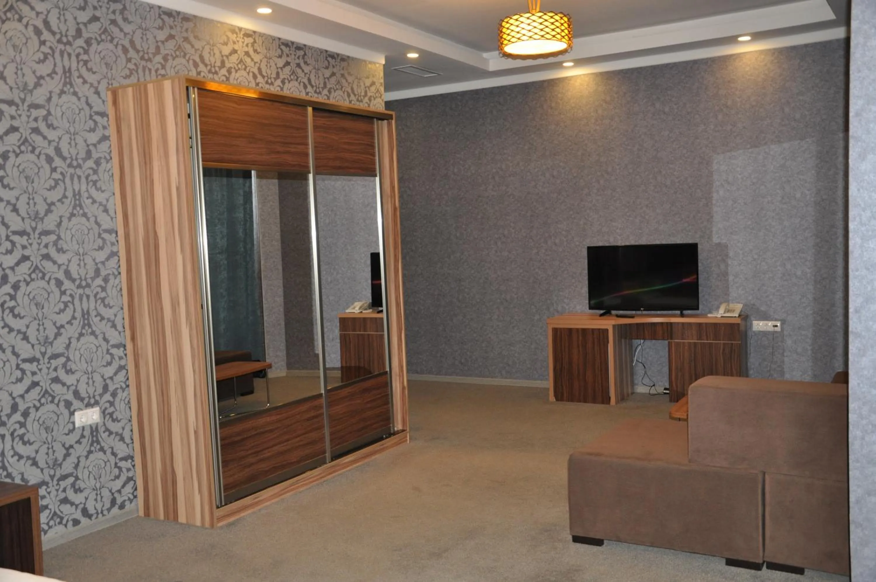 TV and multimedia in Arena Hotel Absheron