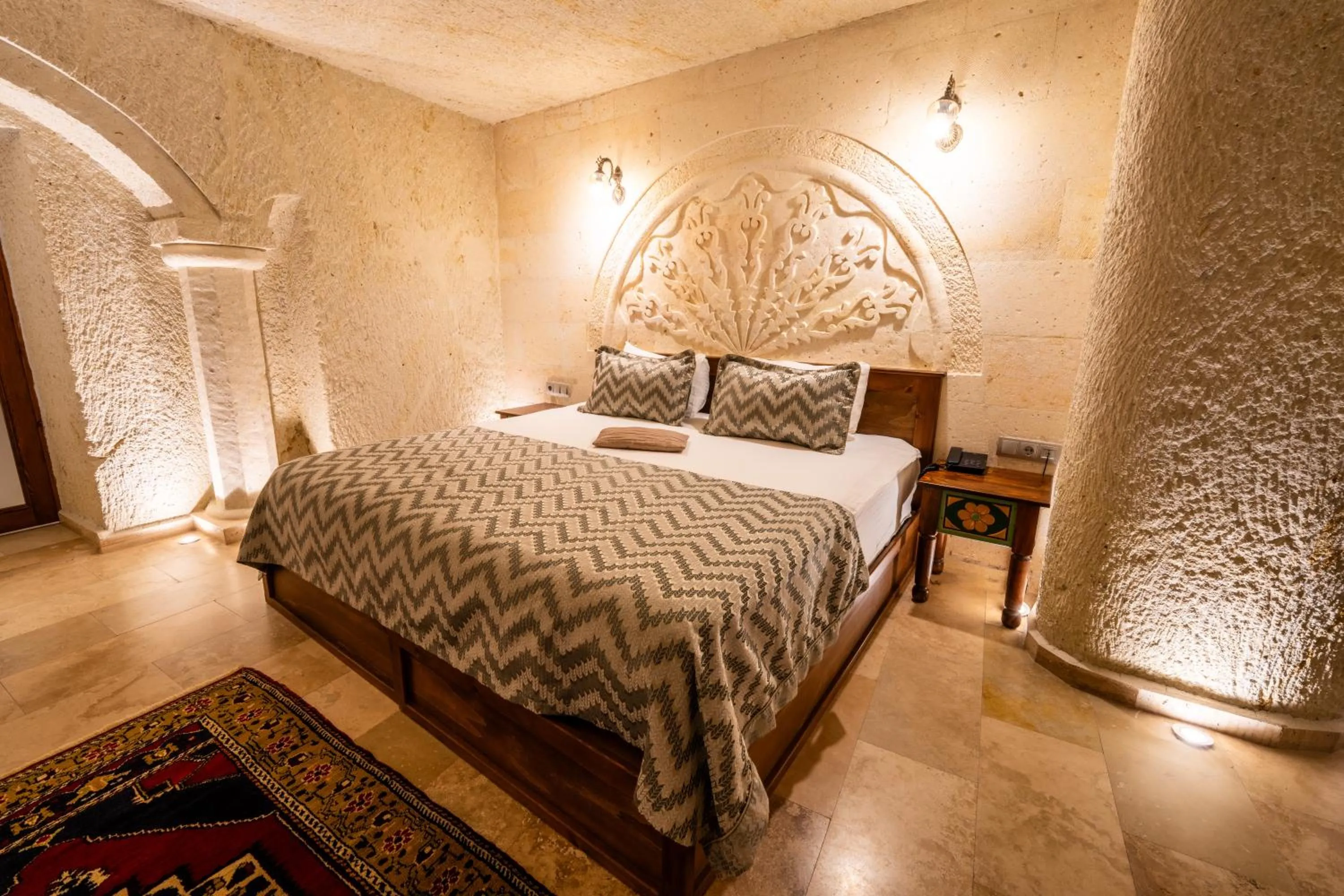 Bed in Cappadocia Sweet Cave
