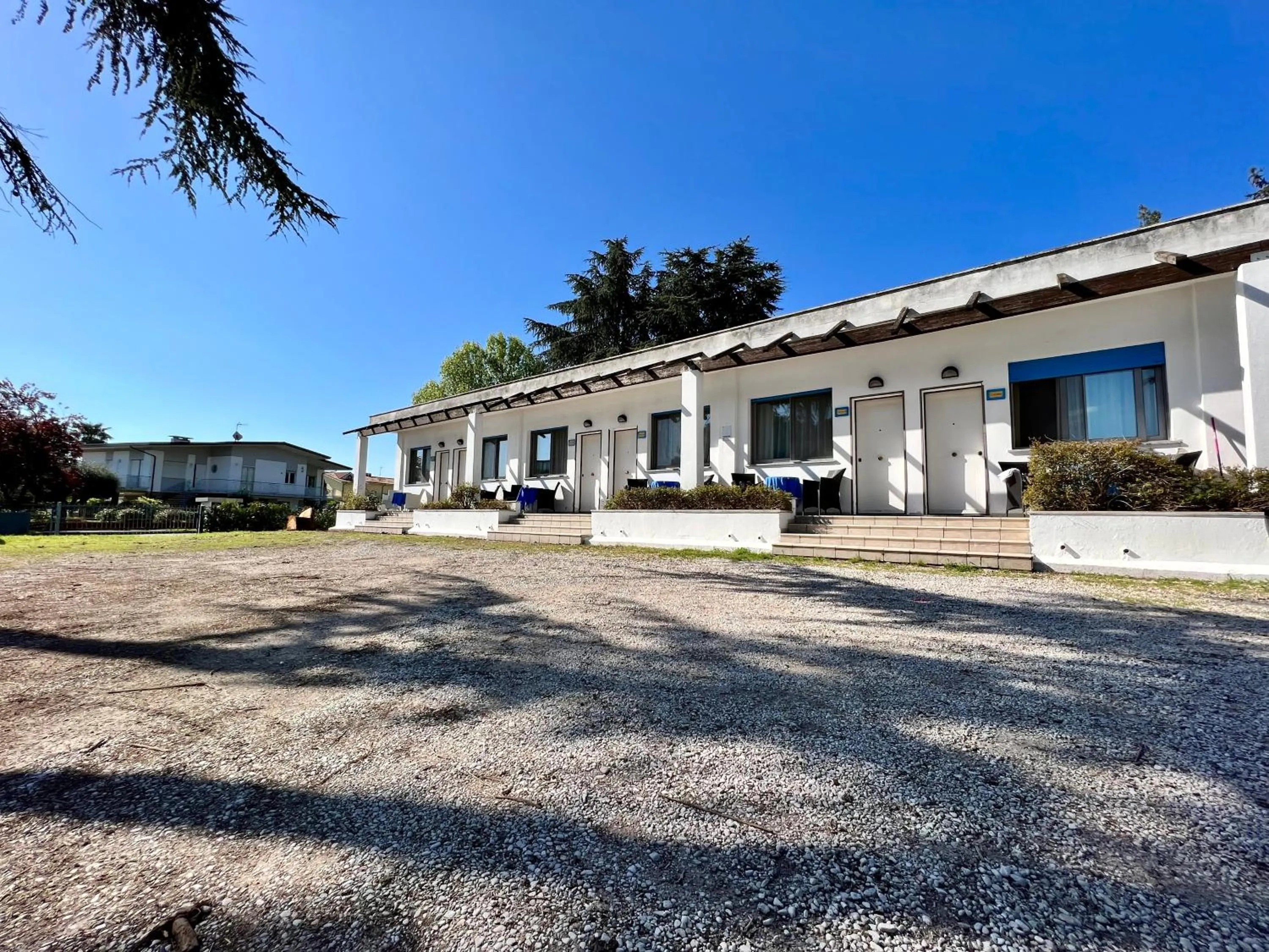 Property building in Hotel Ca' Bianca da Paolino