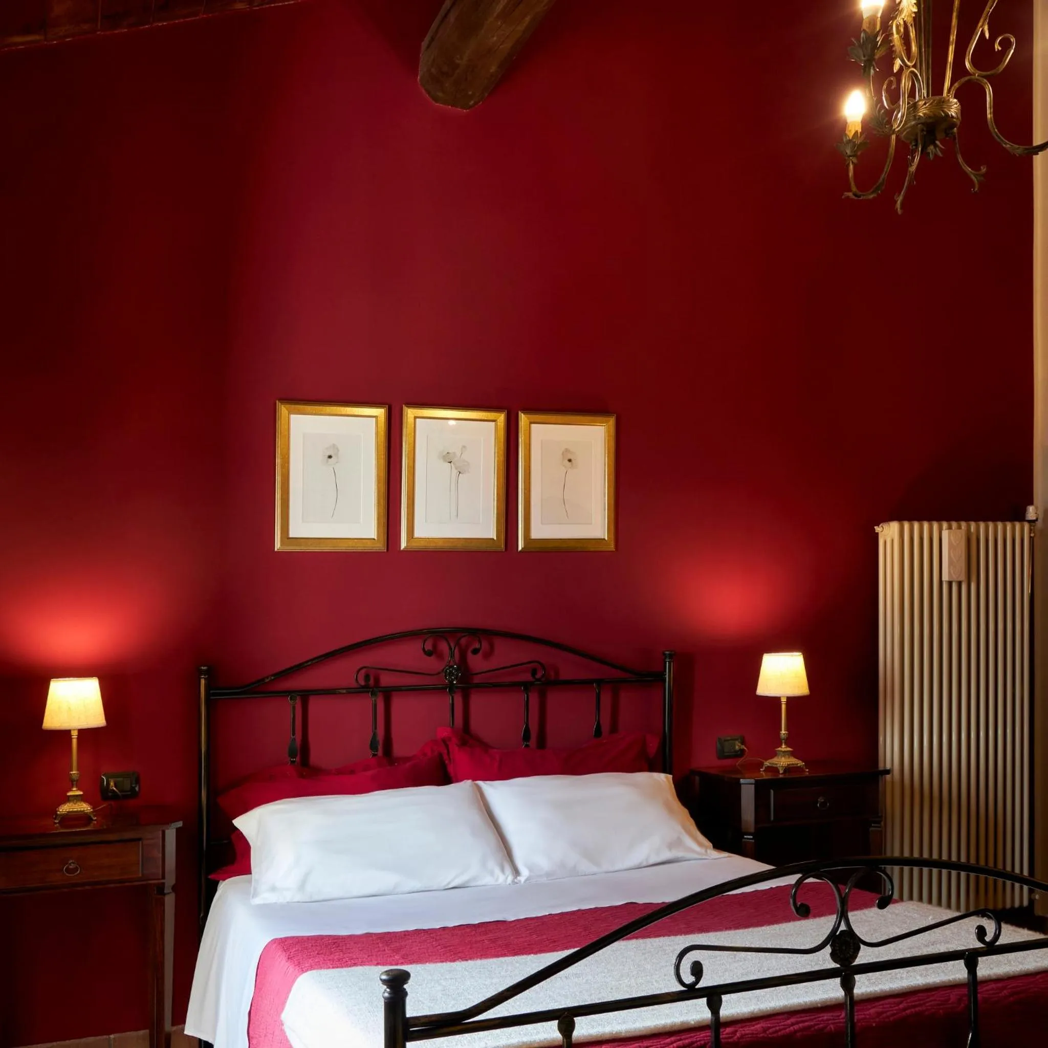 Photo of the whole room, Bed in Piana la Gatta