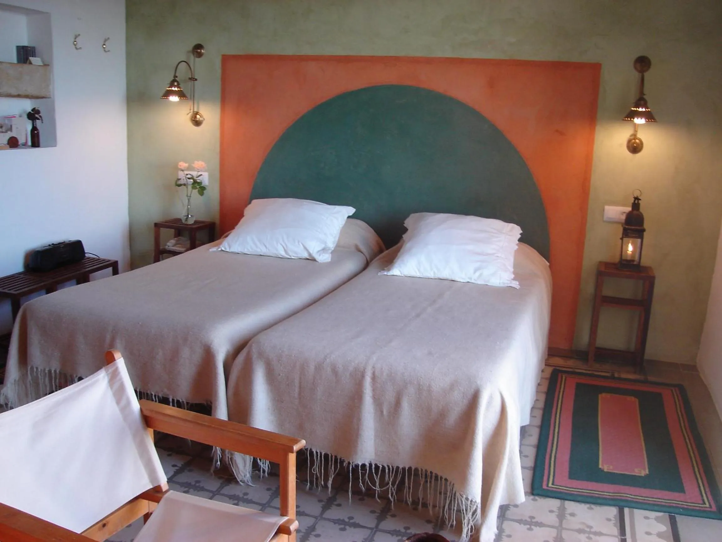 Photo of the whole room, Bed in La Casa Grande