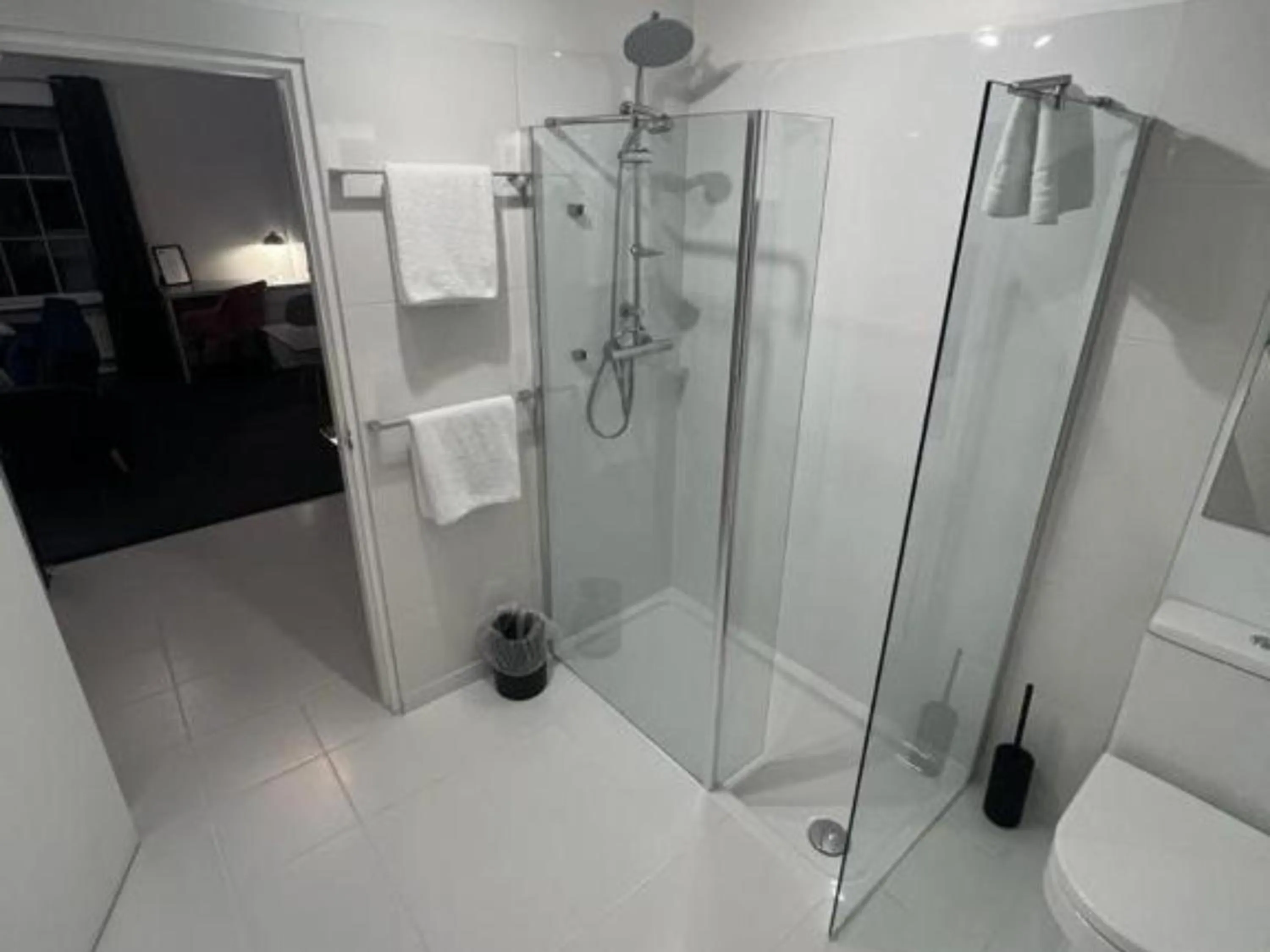 Bathroom in Sun Street Aparthotel