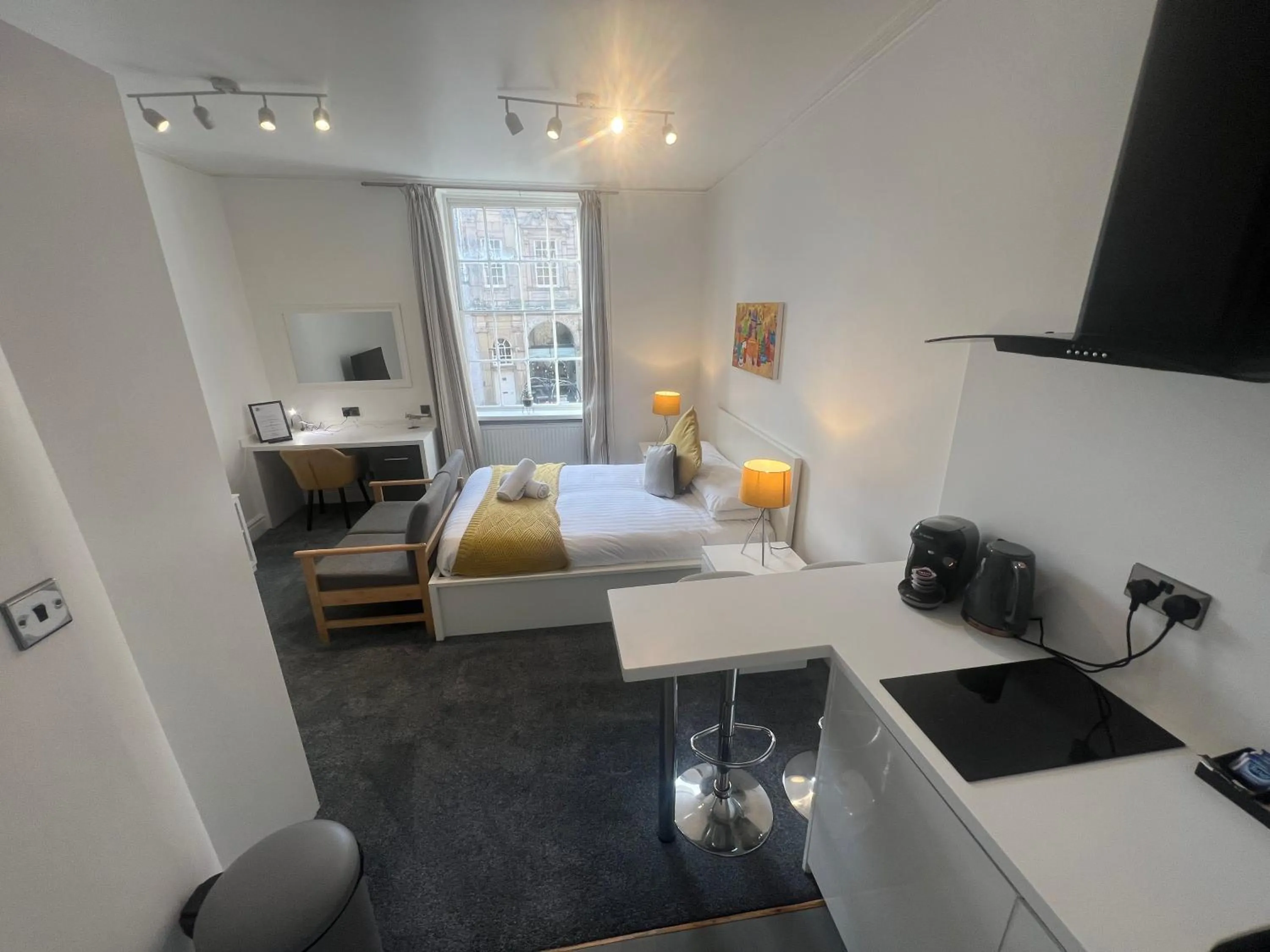 Photo of the whole room, Bed in Sun Street Aparthotel