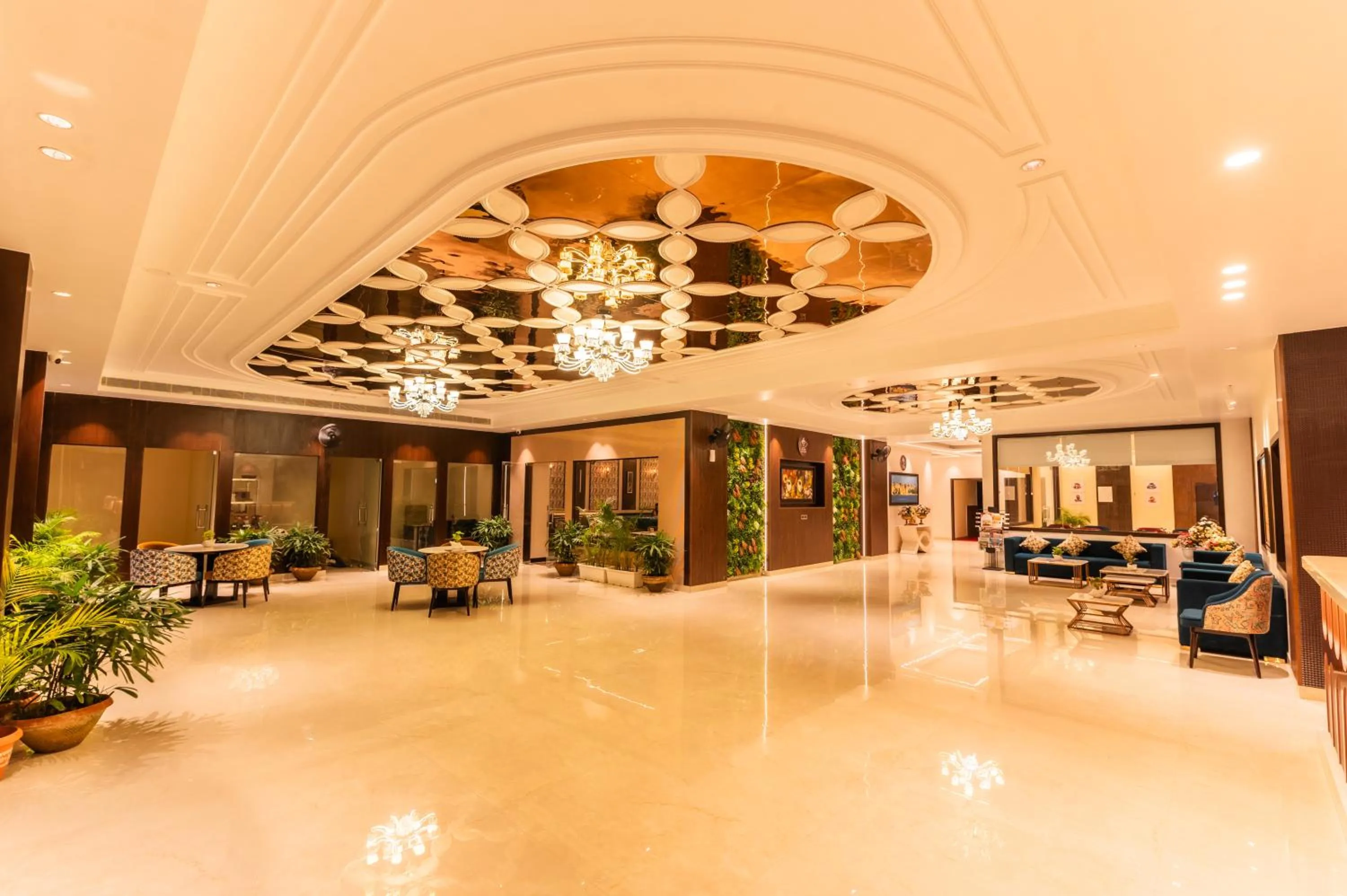 Lobby or reception in Hotel Prime Safari