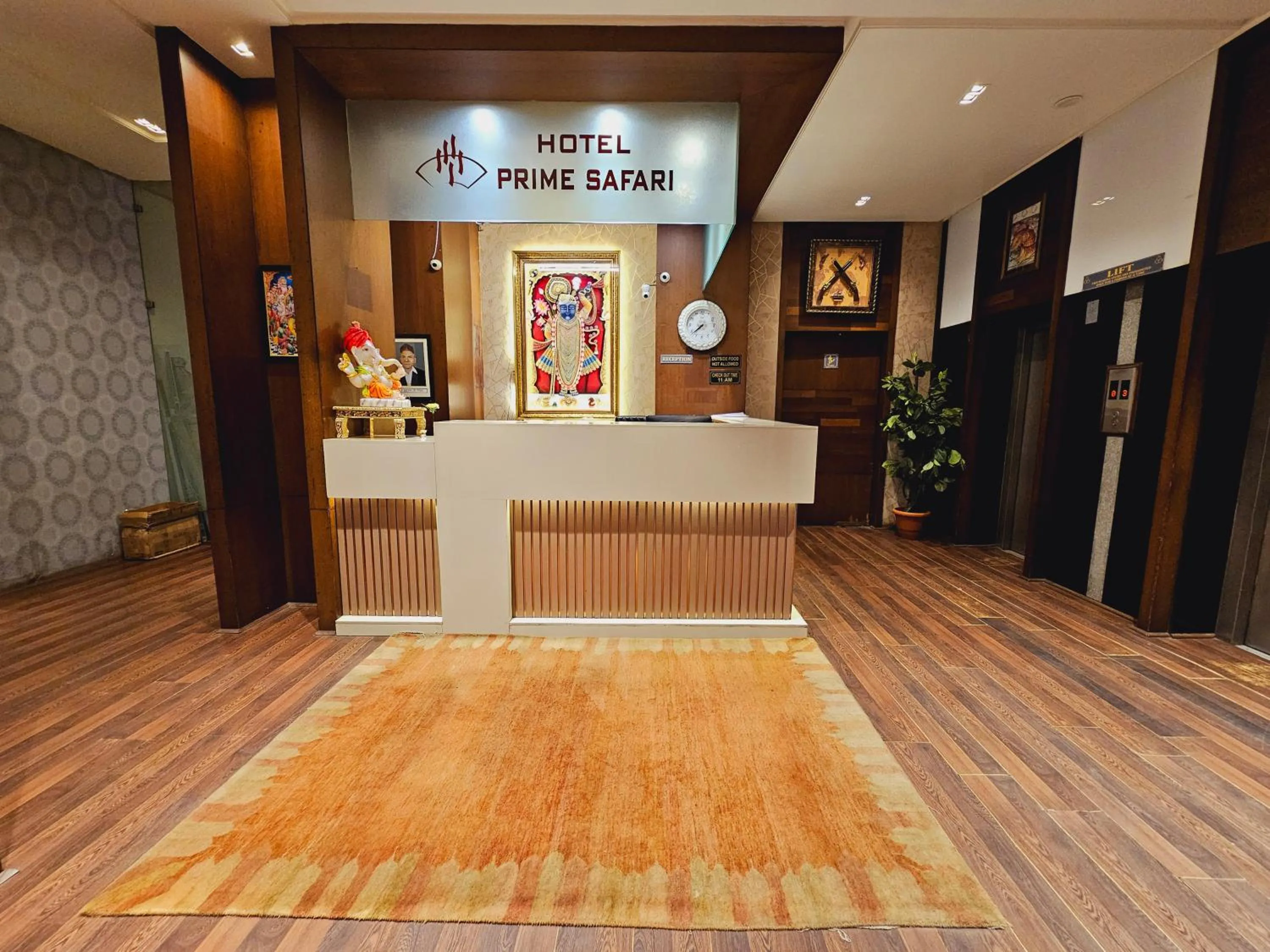 Lobby or reception in Hotel Prime Safari