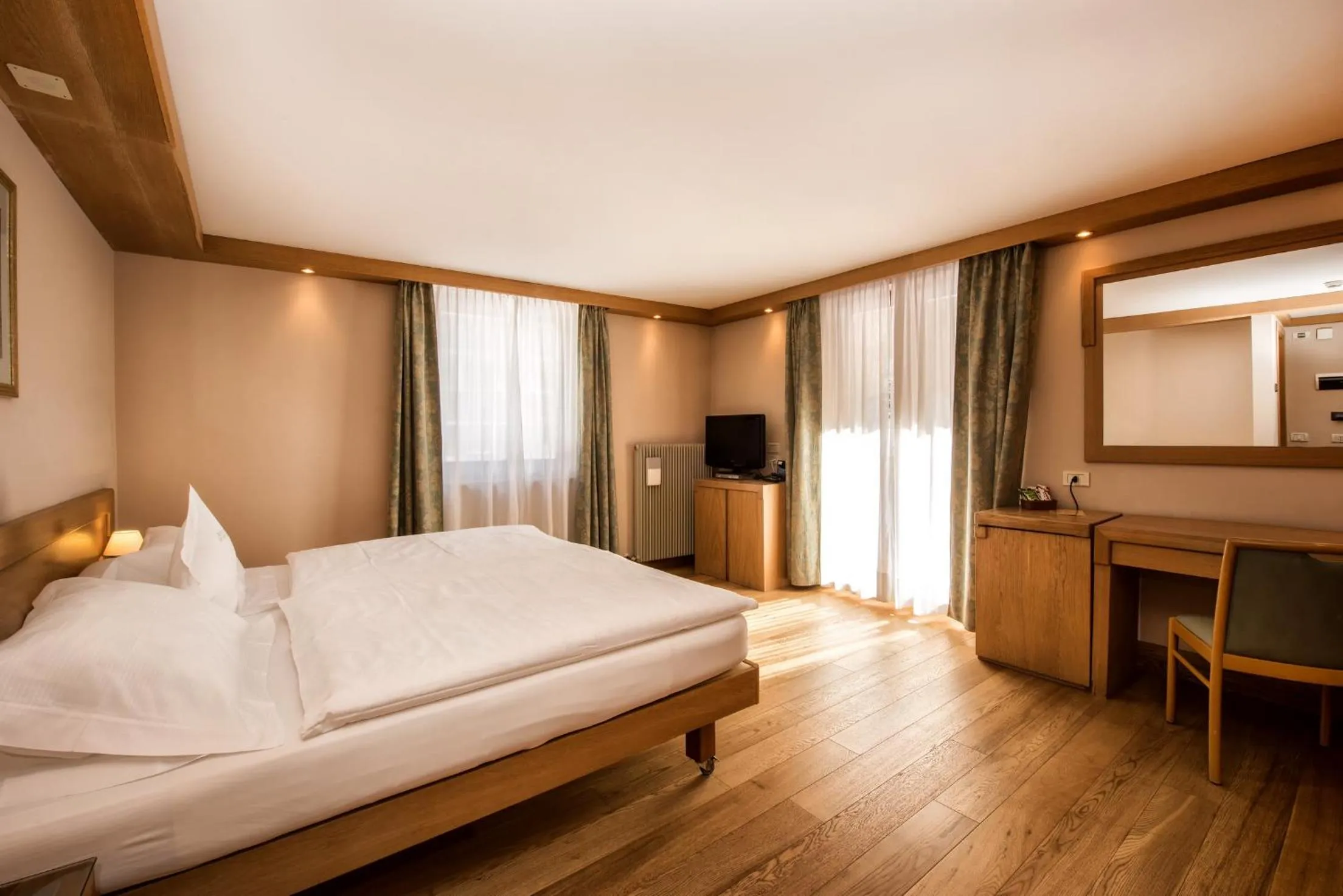 Photo of the whole room, Bed in Sertorelli Sporthotel