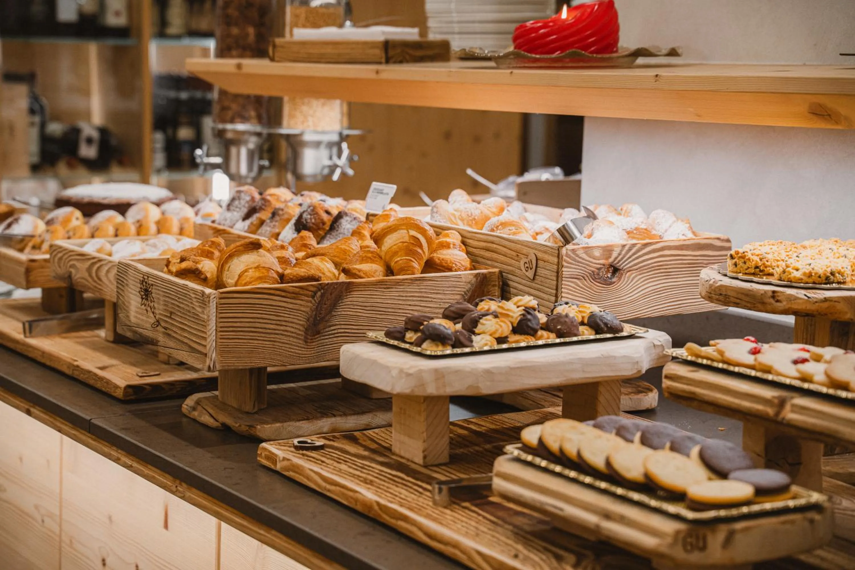 Breakfast in Sertorelli Sporthotel