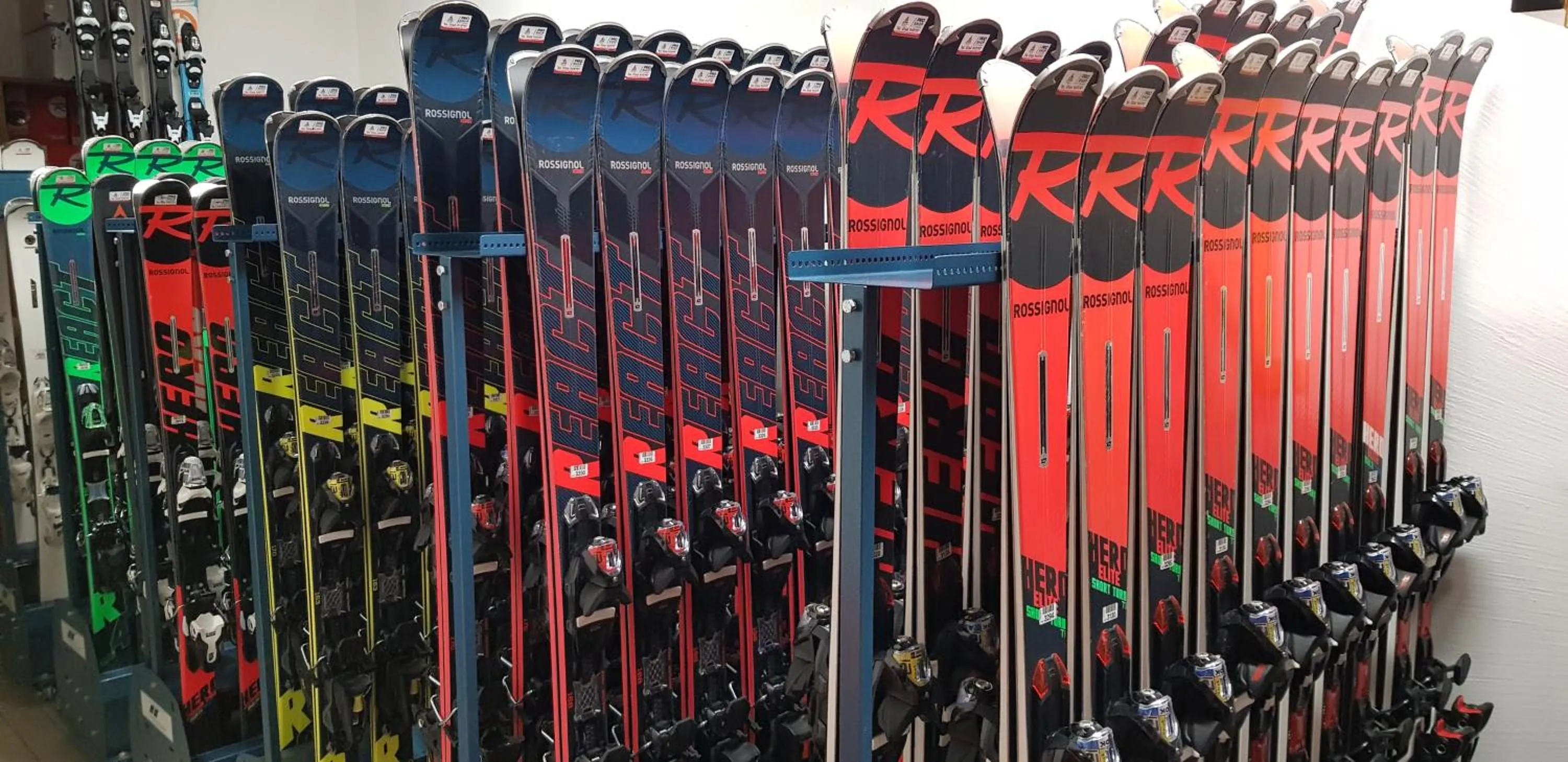 Skiing in Sertorelli Sporthotel