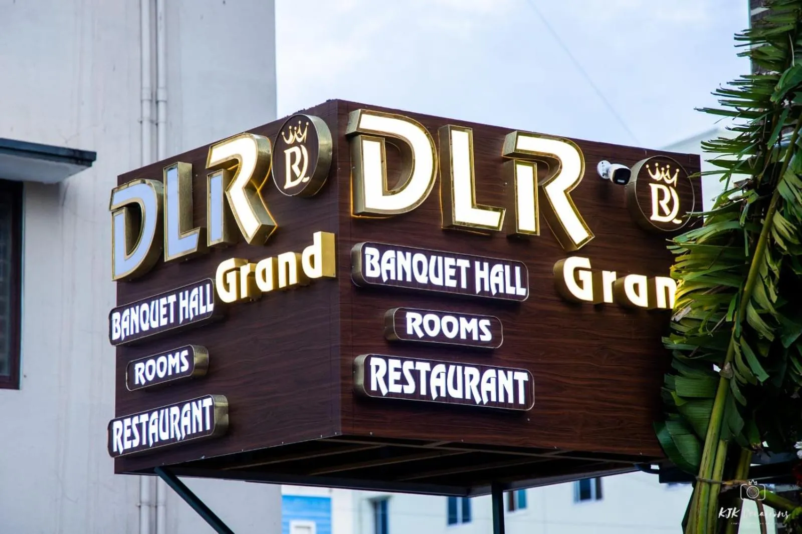 Property logo or sign in DLR GRAND