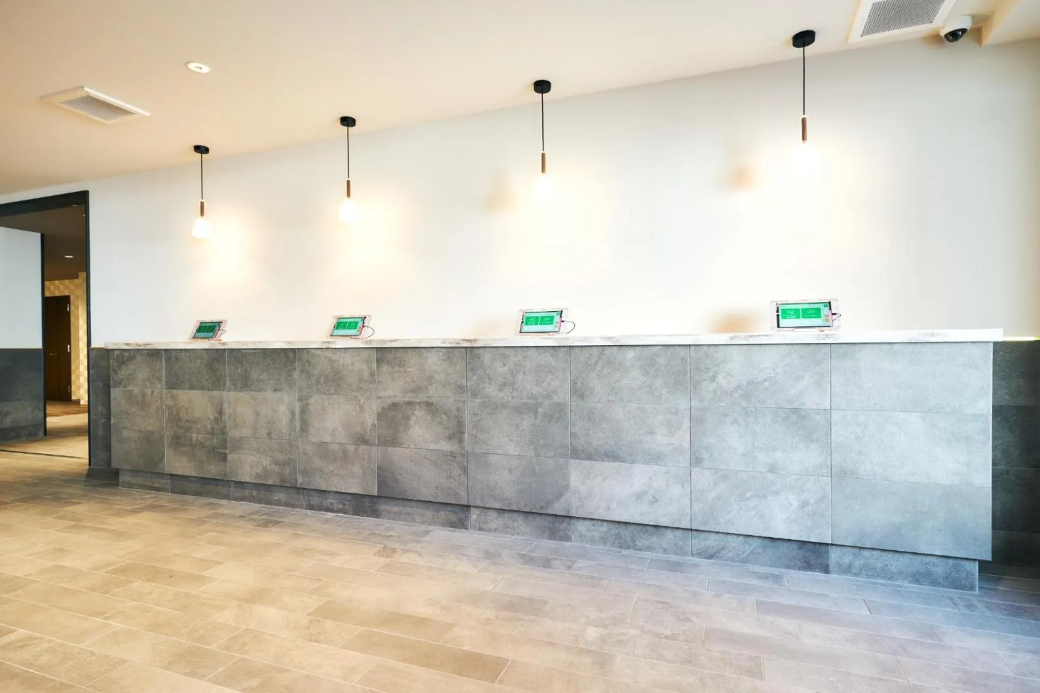 Rakuten STAY Kokura Station Standard Twin Room with counter table