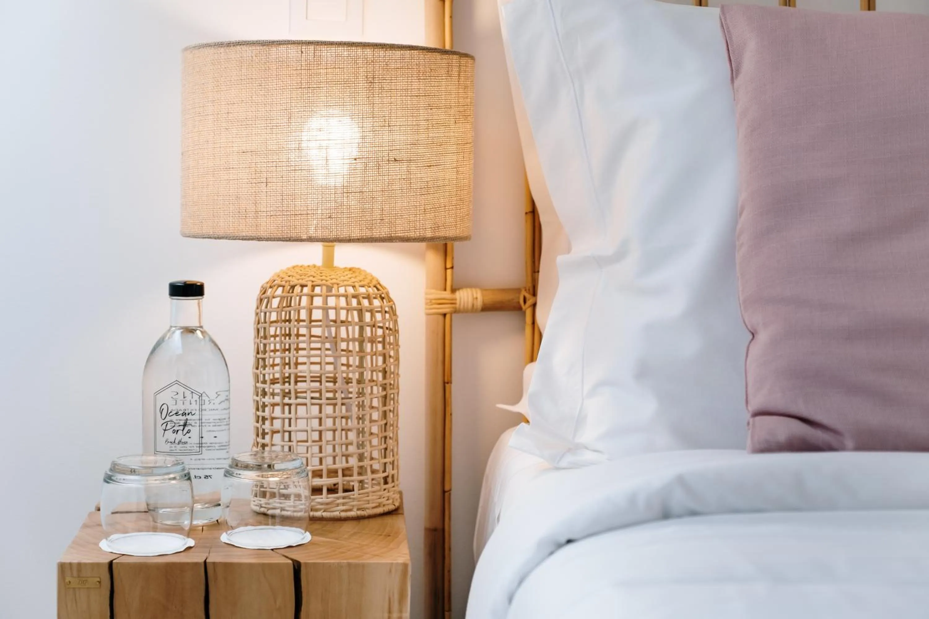 Decorative detail, Bed in Ocean Porto - Beach House