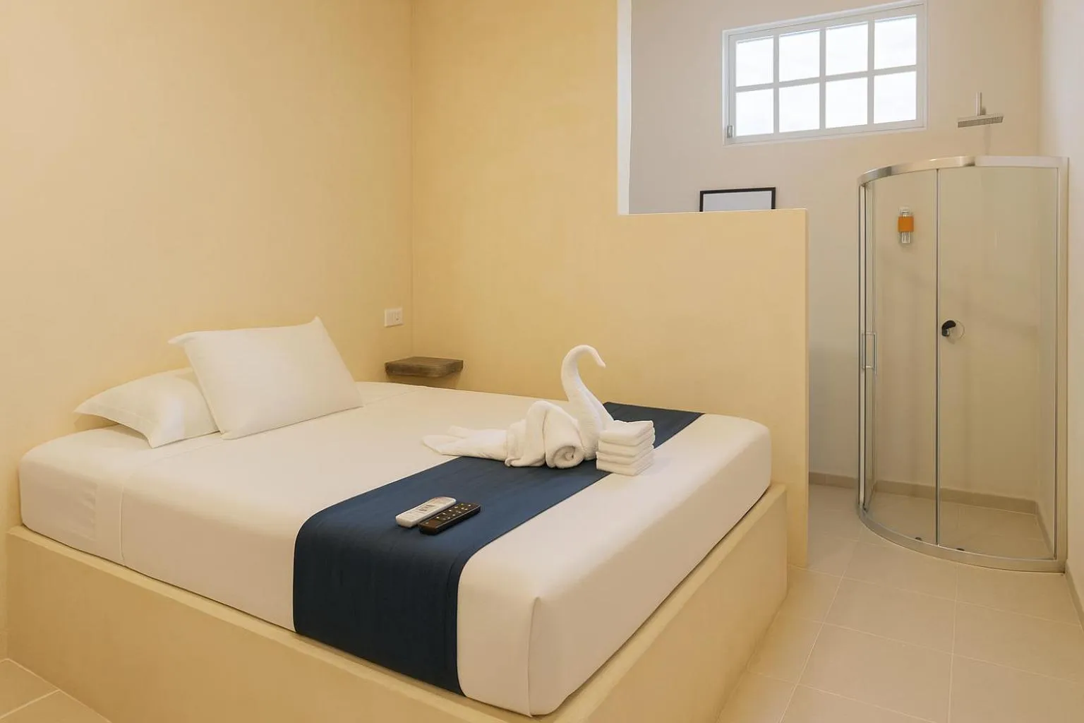 Photo of the whole room, Bed in Kassia Tulum