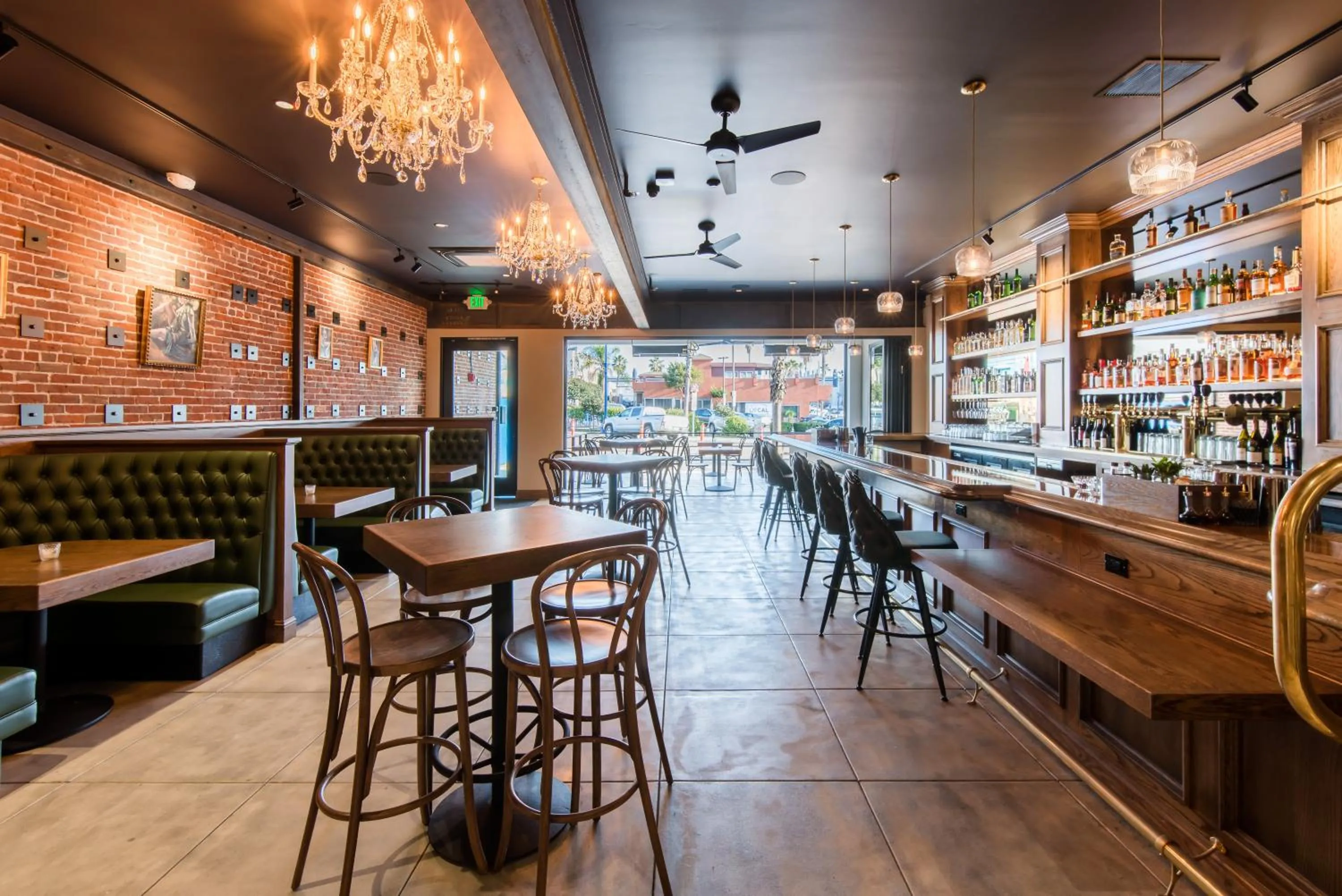 Lounge or bar in The Brick Boutique Hotel