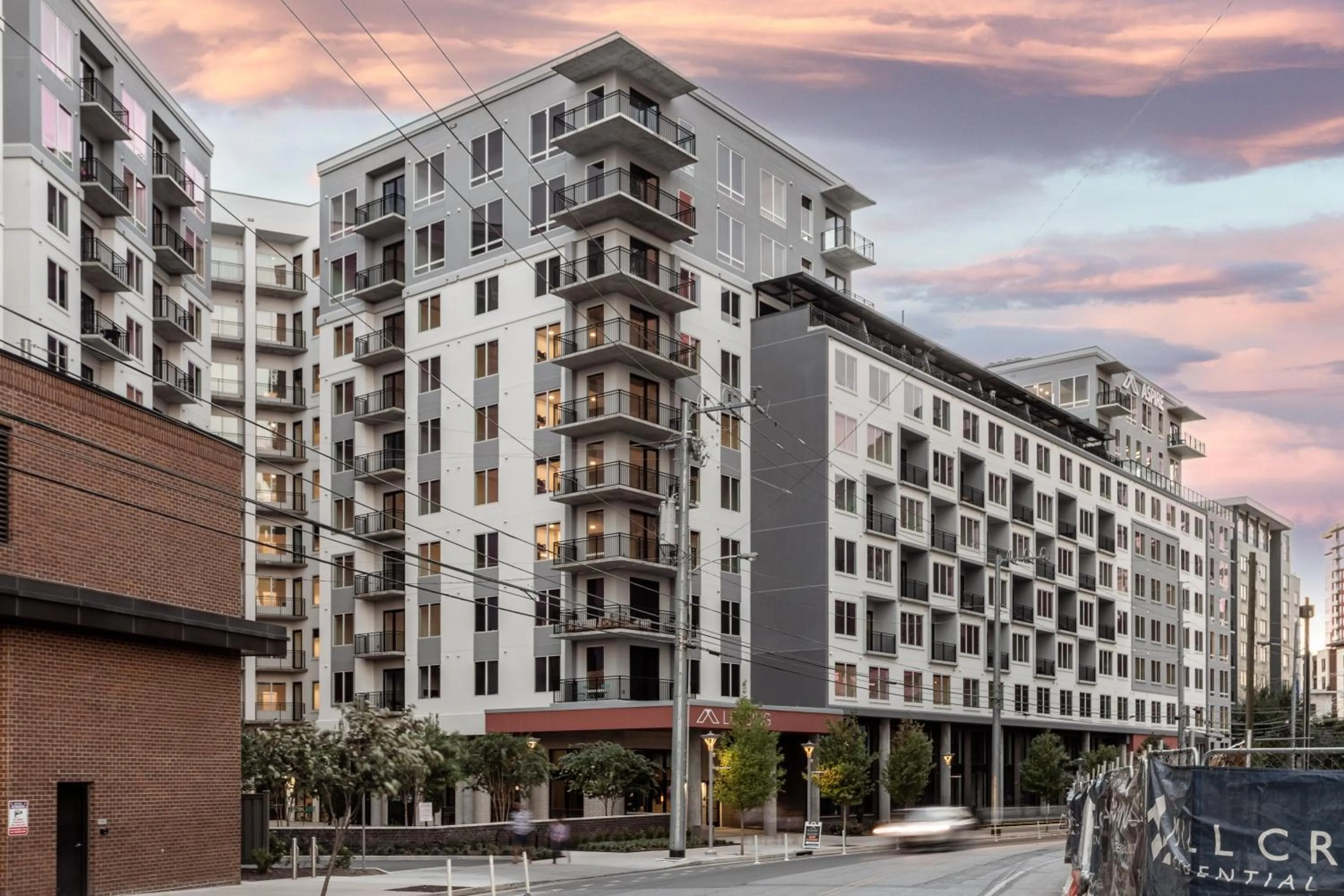 Property building in Mint House Nashville - The Gulch - Division St