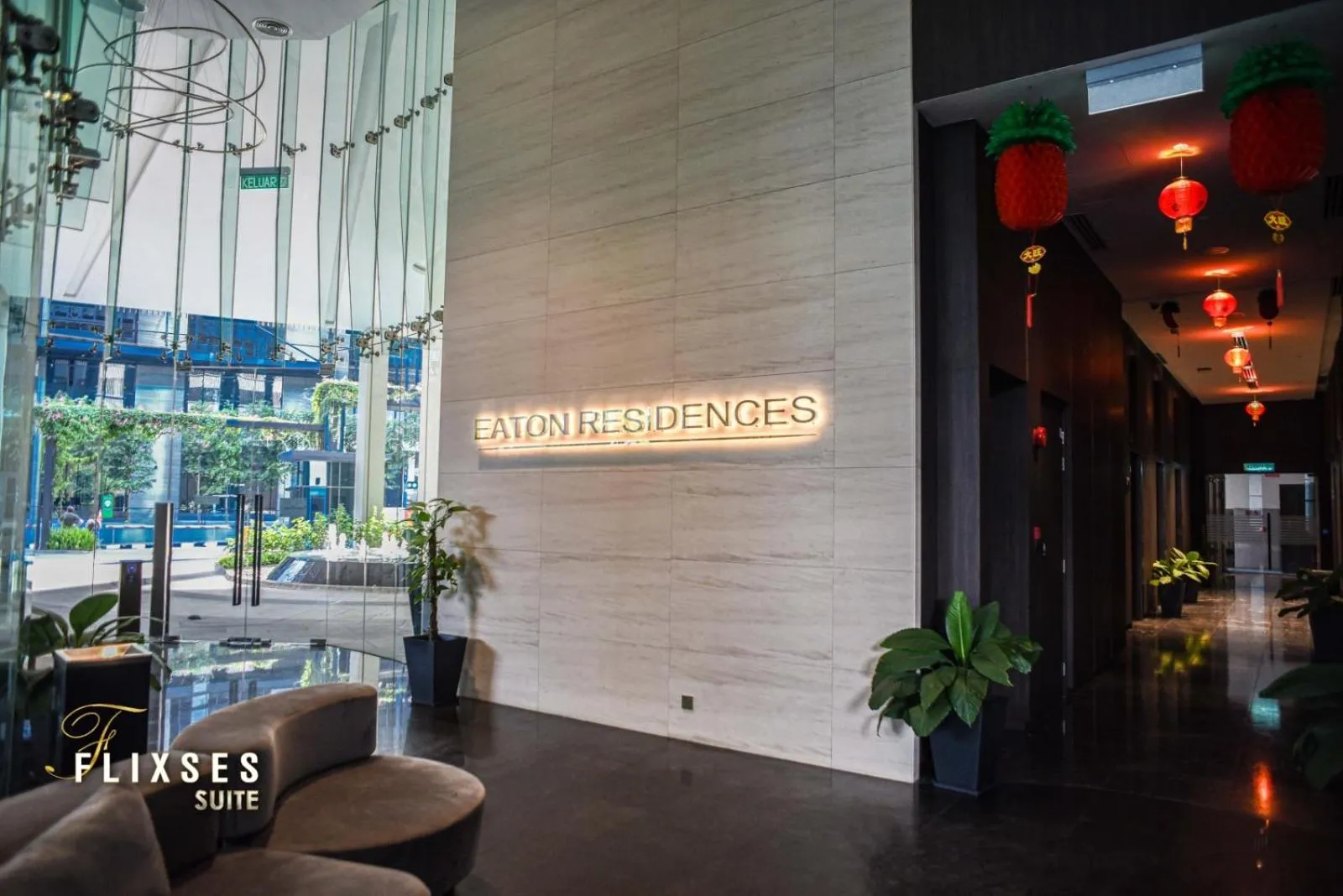 Seating area in Eaton Residence KLCC By Flixses