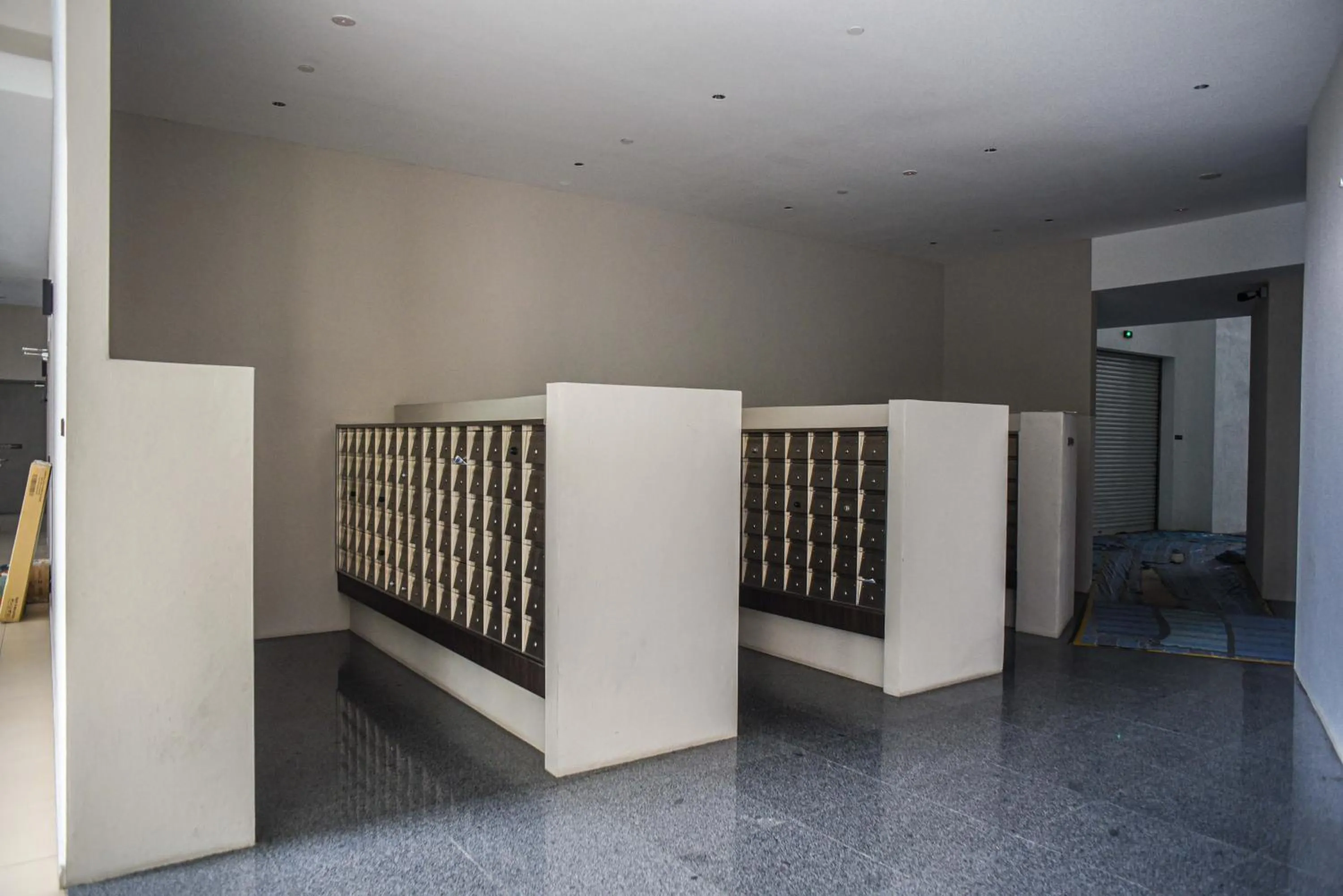 safe, Bed in Eaton Residence KLCC By Flixses