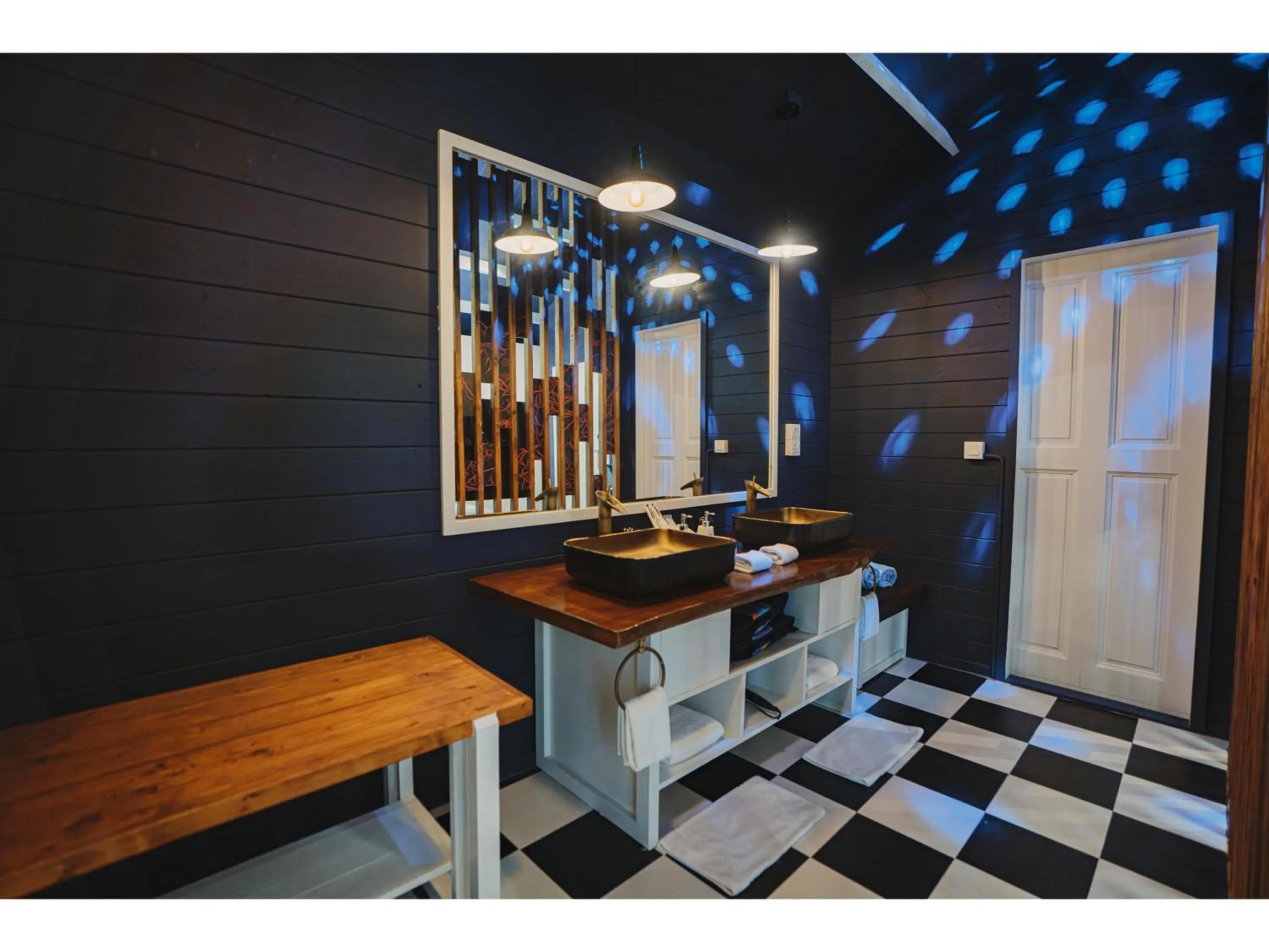 Bathroom in Oaga Art Resort Maldives - All Inclusive