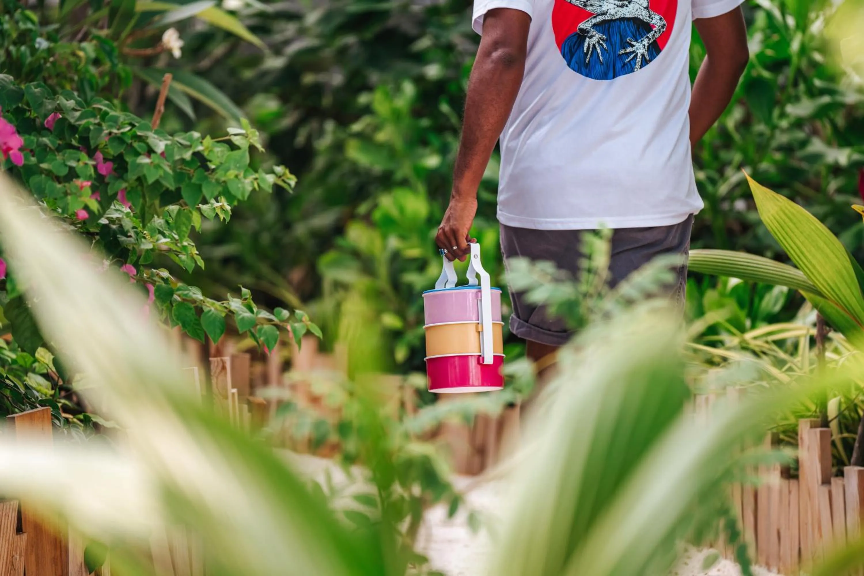 room service in Oaga Art Resort Maldives - All Inclusive