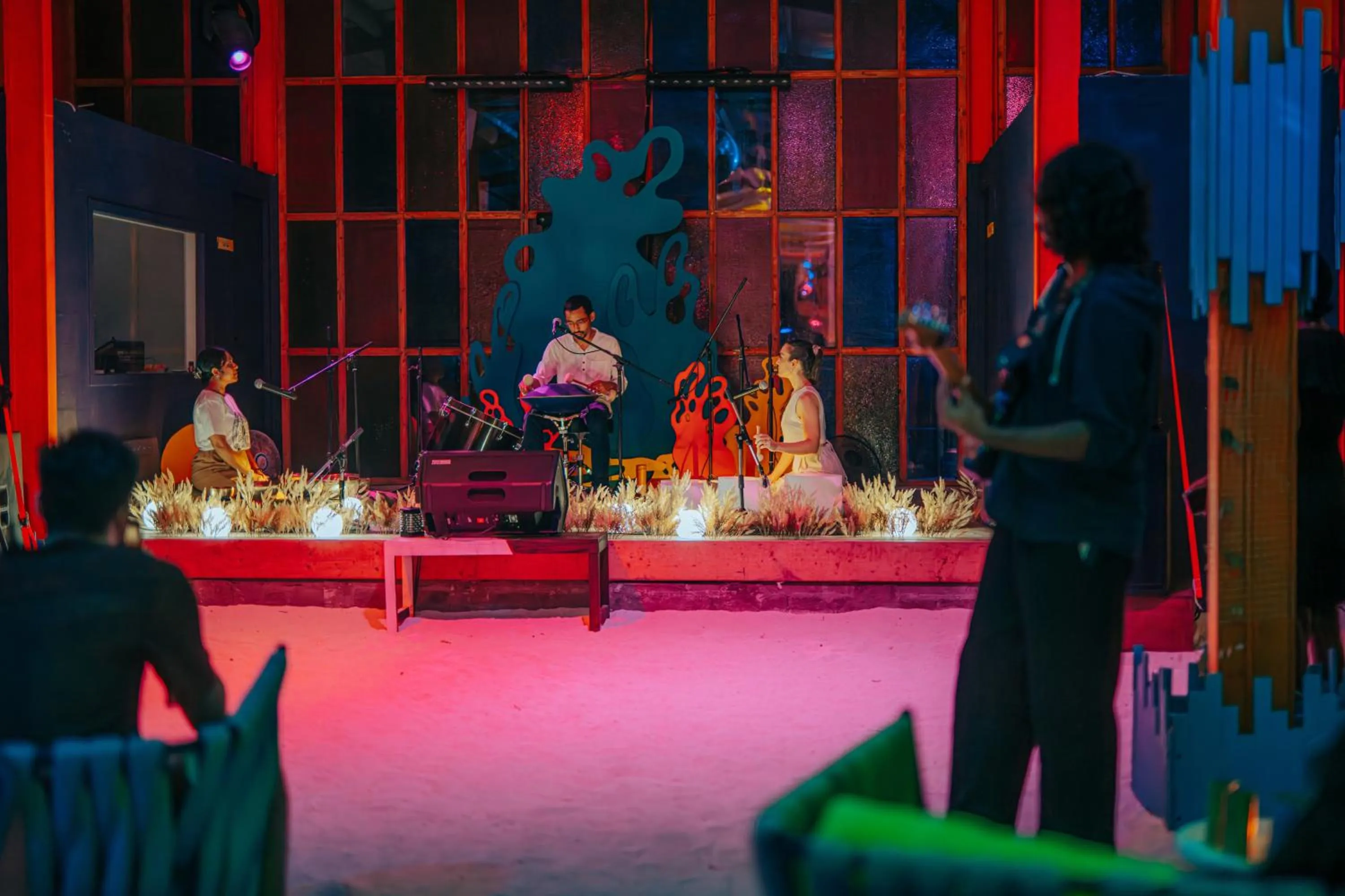 Evening entertainment in Oaga Art Resort Maldives - All Inclusive