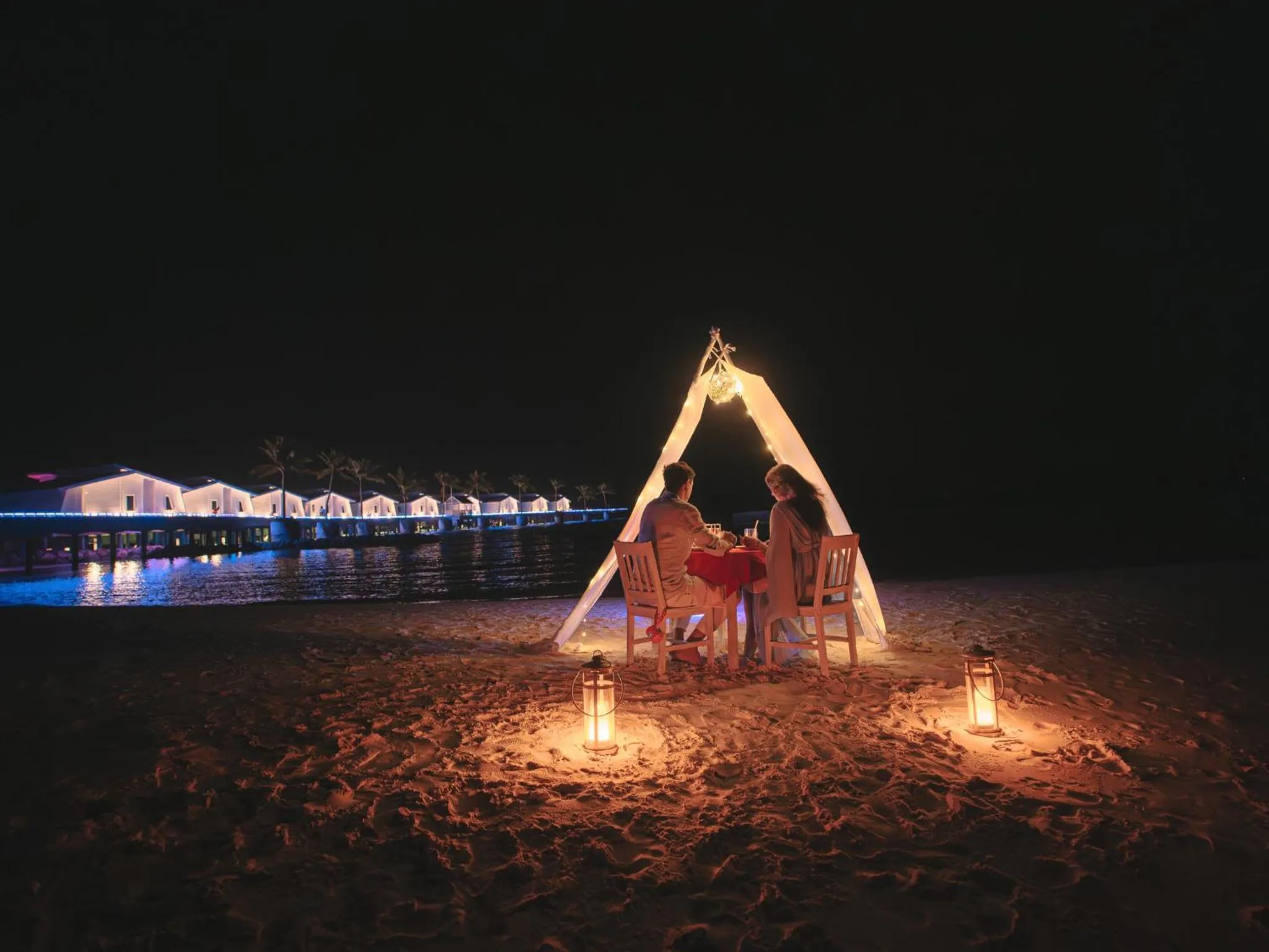 Dinner in Oaga Art Resort Maldives - All Inclusive