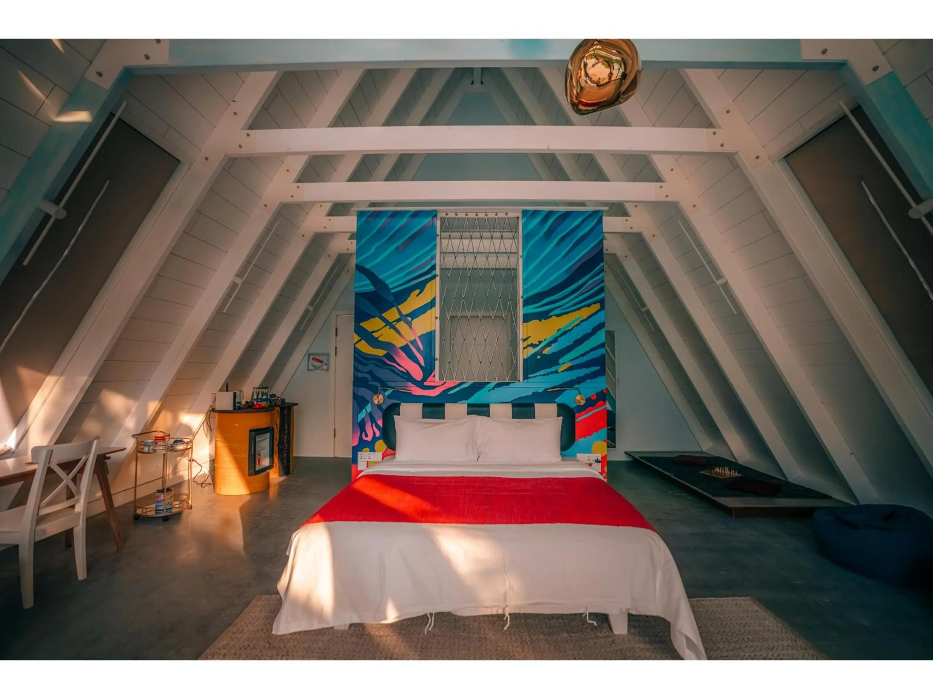 Bed in Oaga Art Resort Maldives - All Inclusive