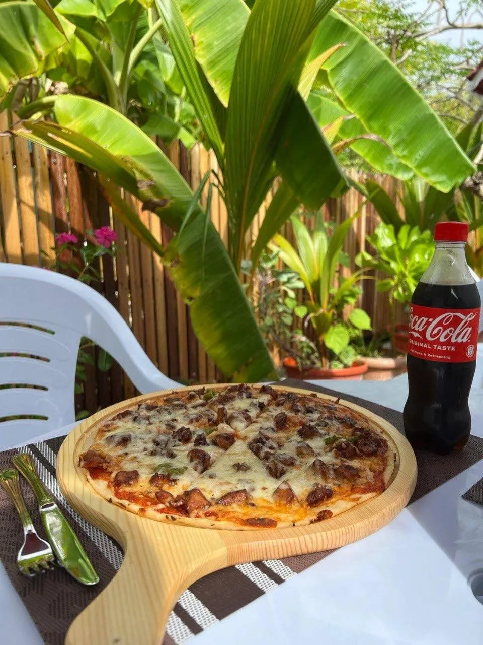 Restaurant/places to eat in Gaskara Guesthouse