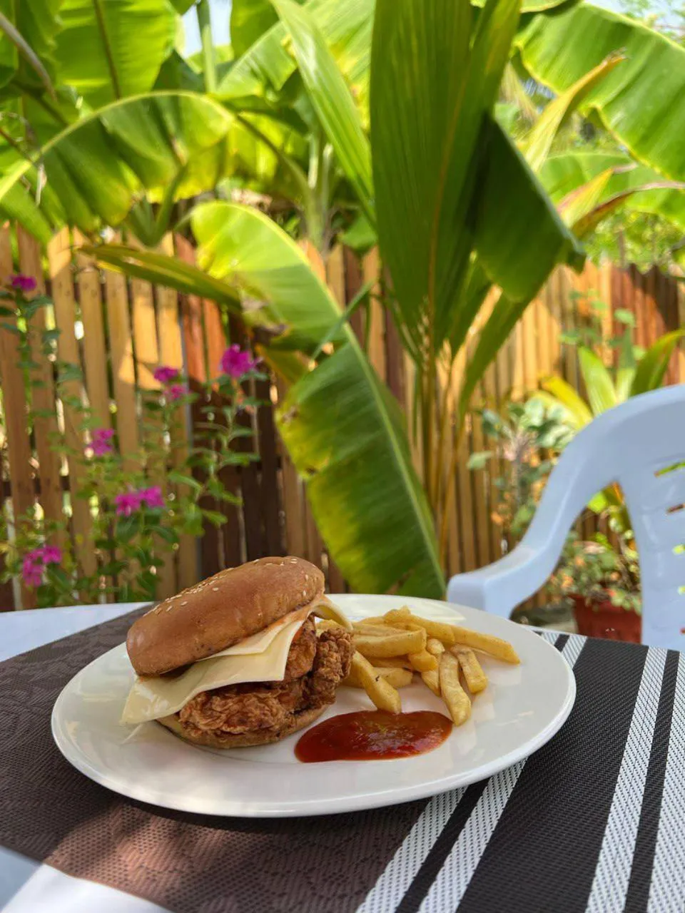 Restaurant/places to eat in Gaskara Guesthouse