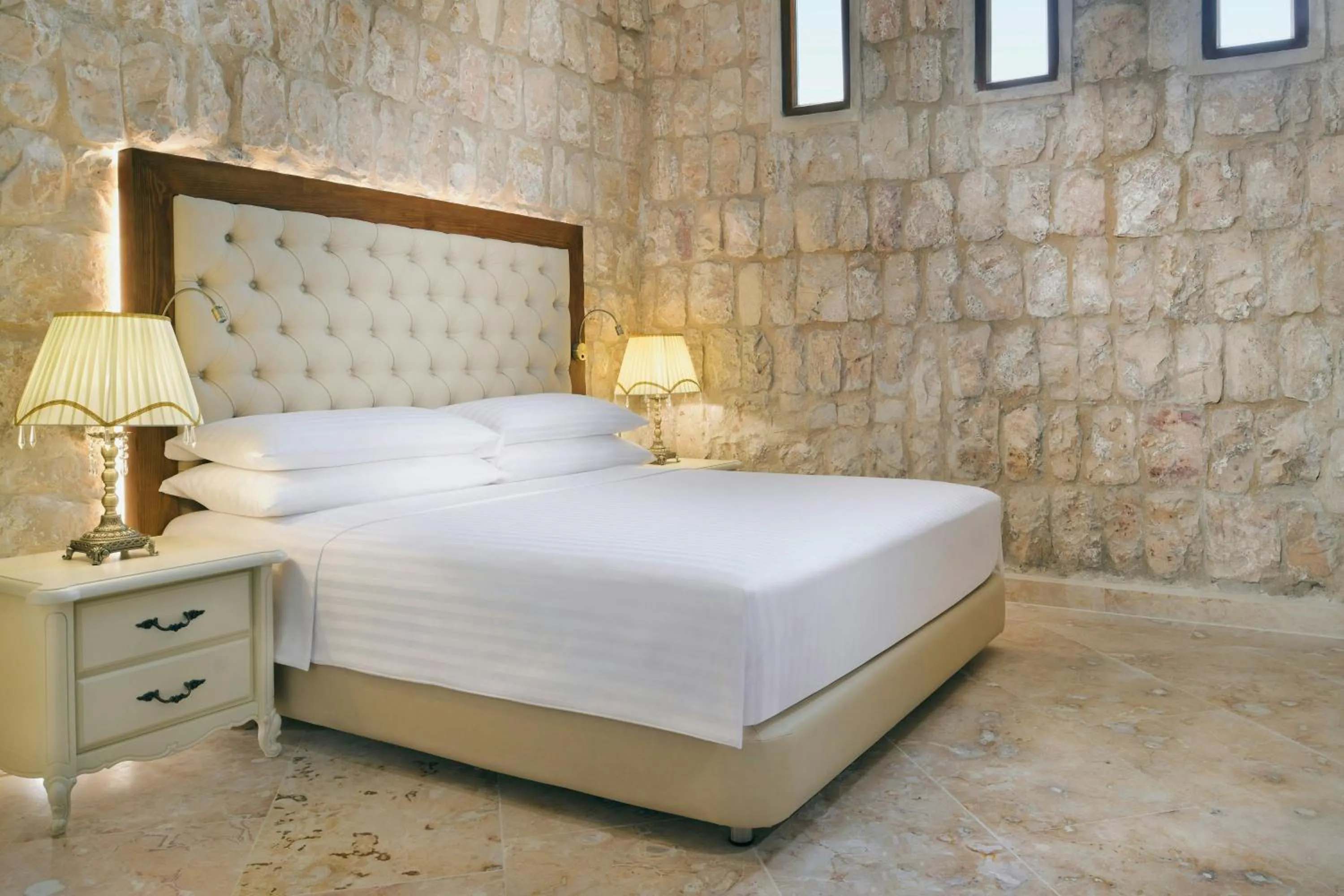 Photo of the whole room, Bed in Al Samriya Hotel, Doha, Autograph Collection