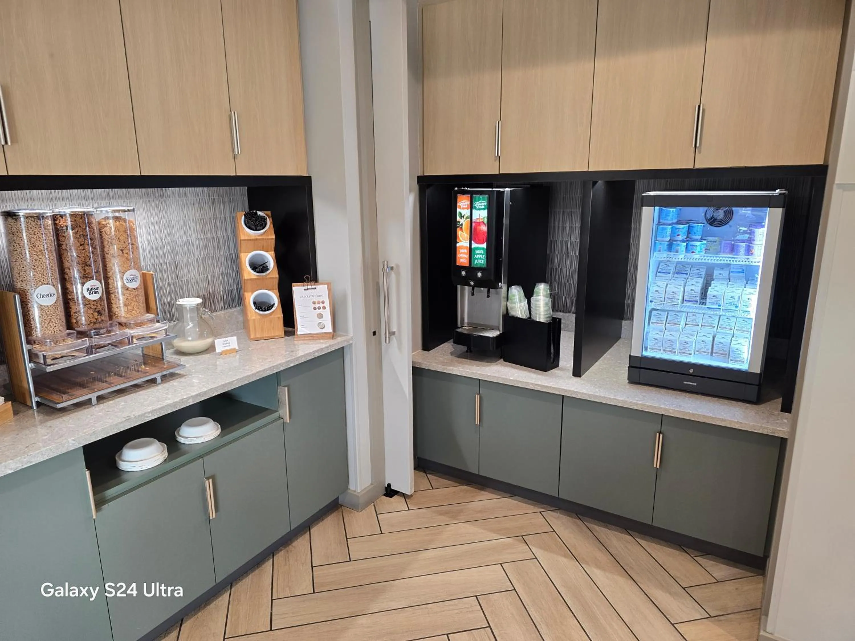 Breakfast in TownePlace Suites by Marriott Ocala