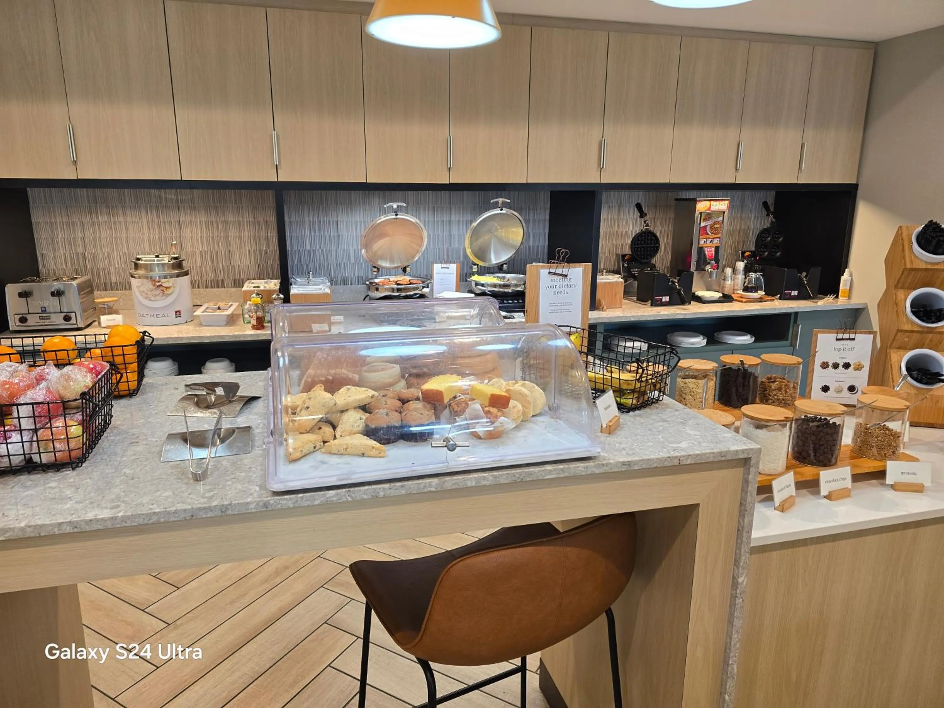 Breakfast in TownePlace Suites by Marriott Ocala