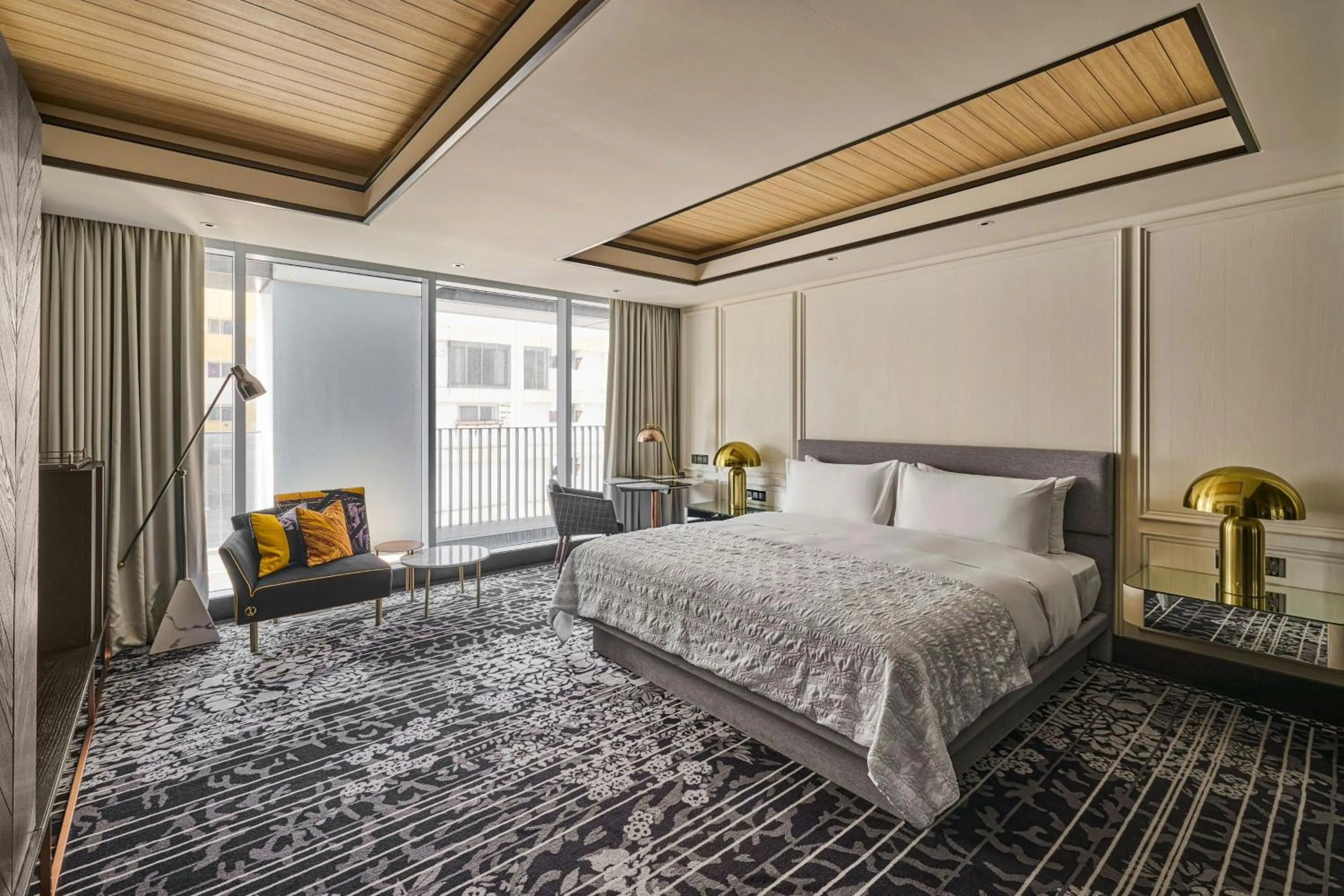 Photo of the whole room, Bed in Le Meridien Taichung