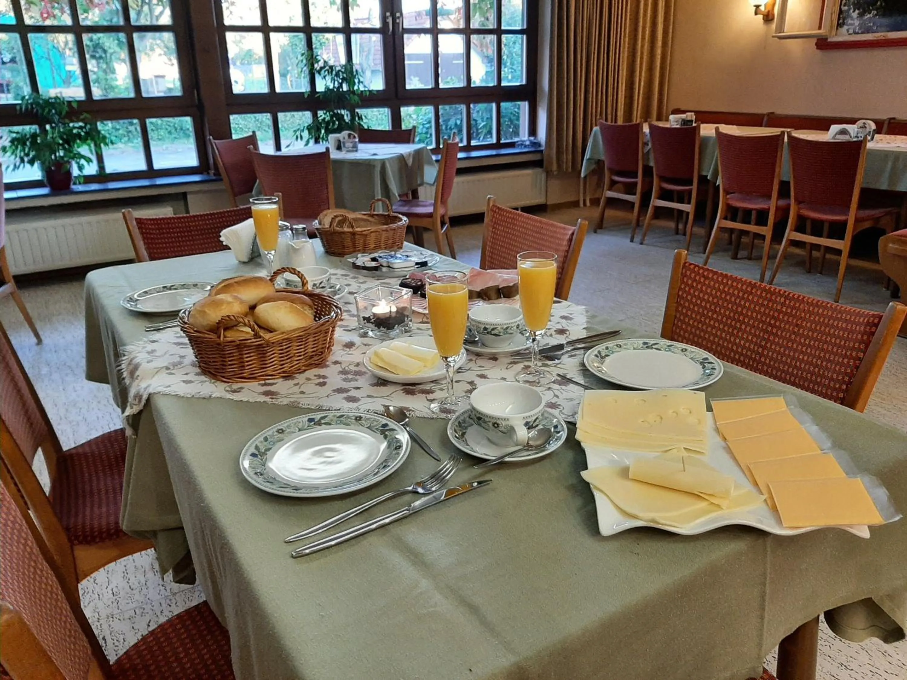 Restaurant/places to eat in Gasthaus Pension Schumbert