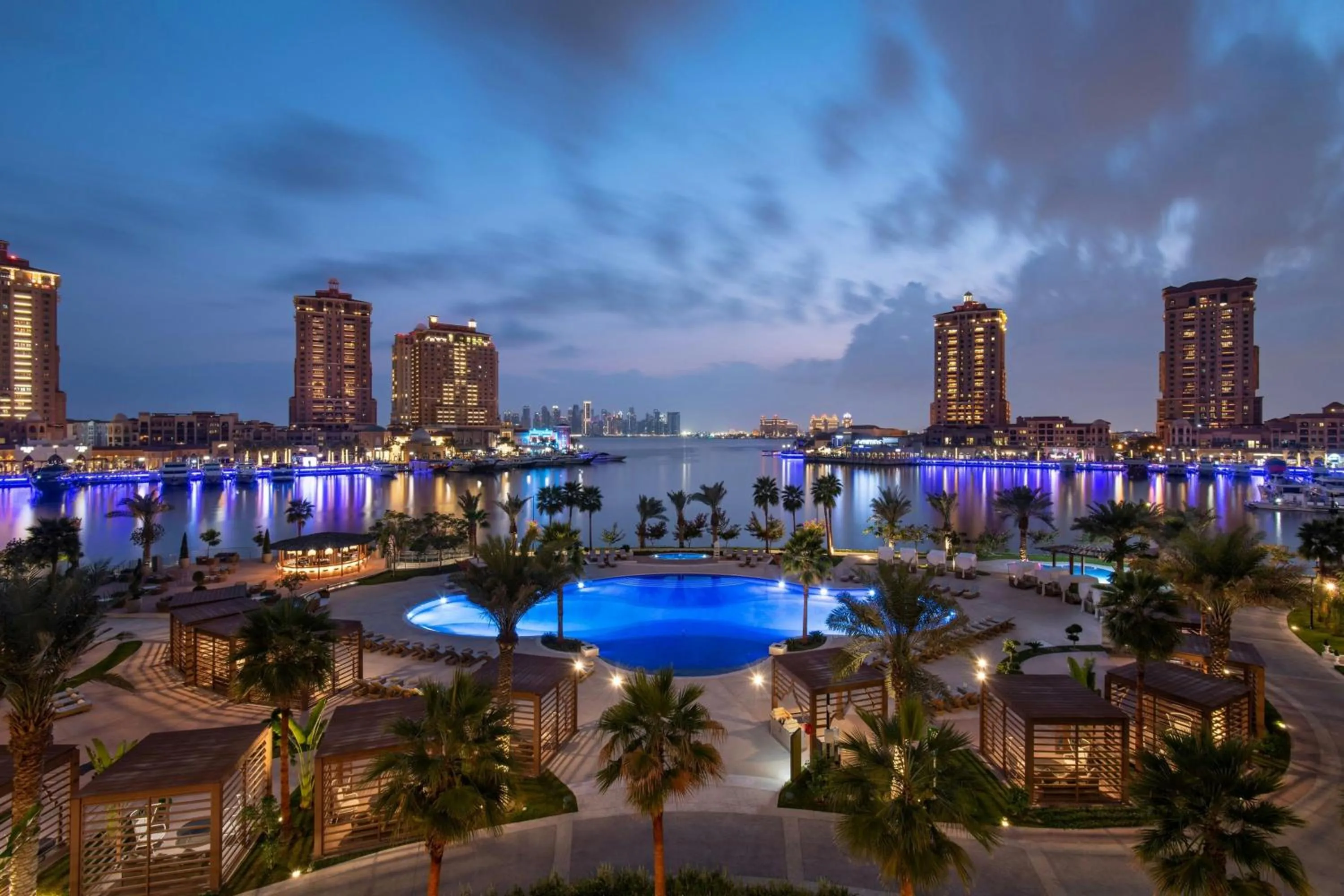 Swimming pool in The St. Regis Marsa Arabia Island, The Pearl Qatar