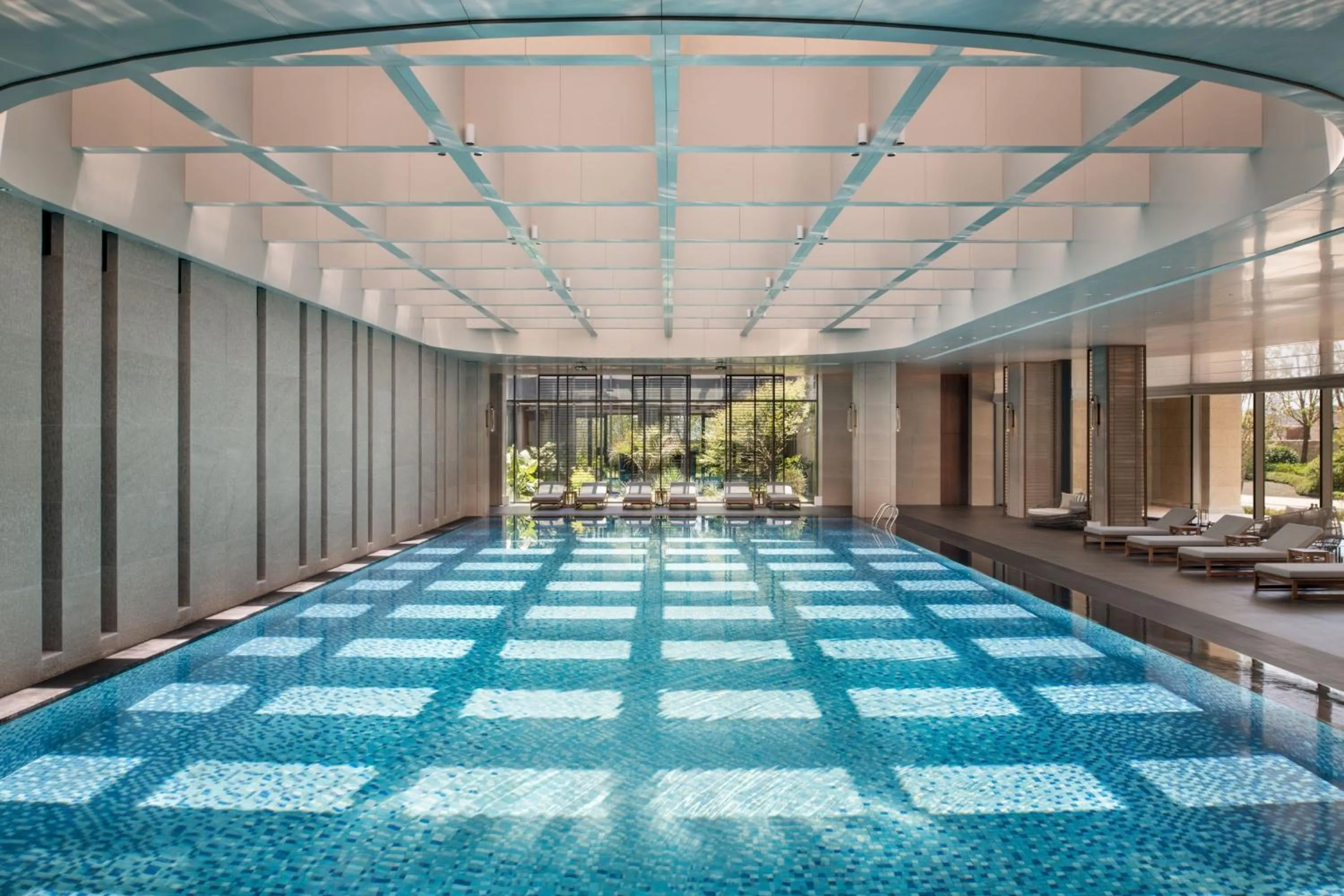 Swimming pool in Sheraton Ningbo Xiangshan Resort