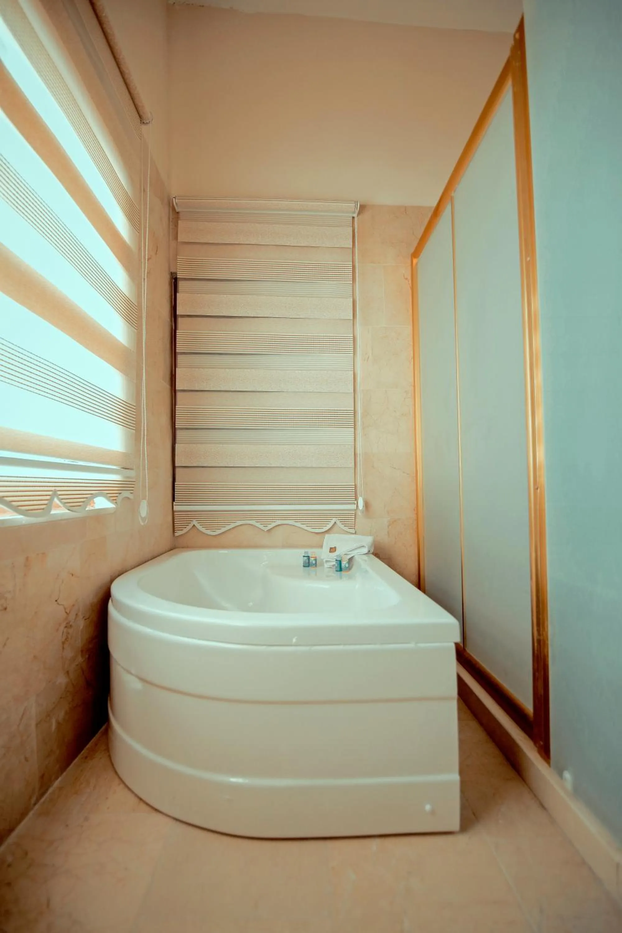 Bathroom in CARRA KONAĞI