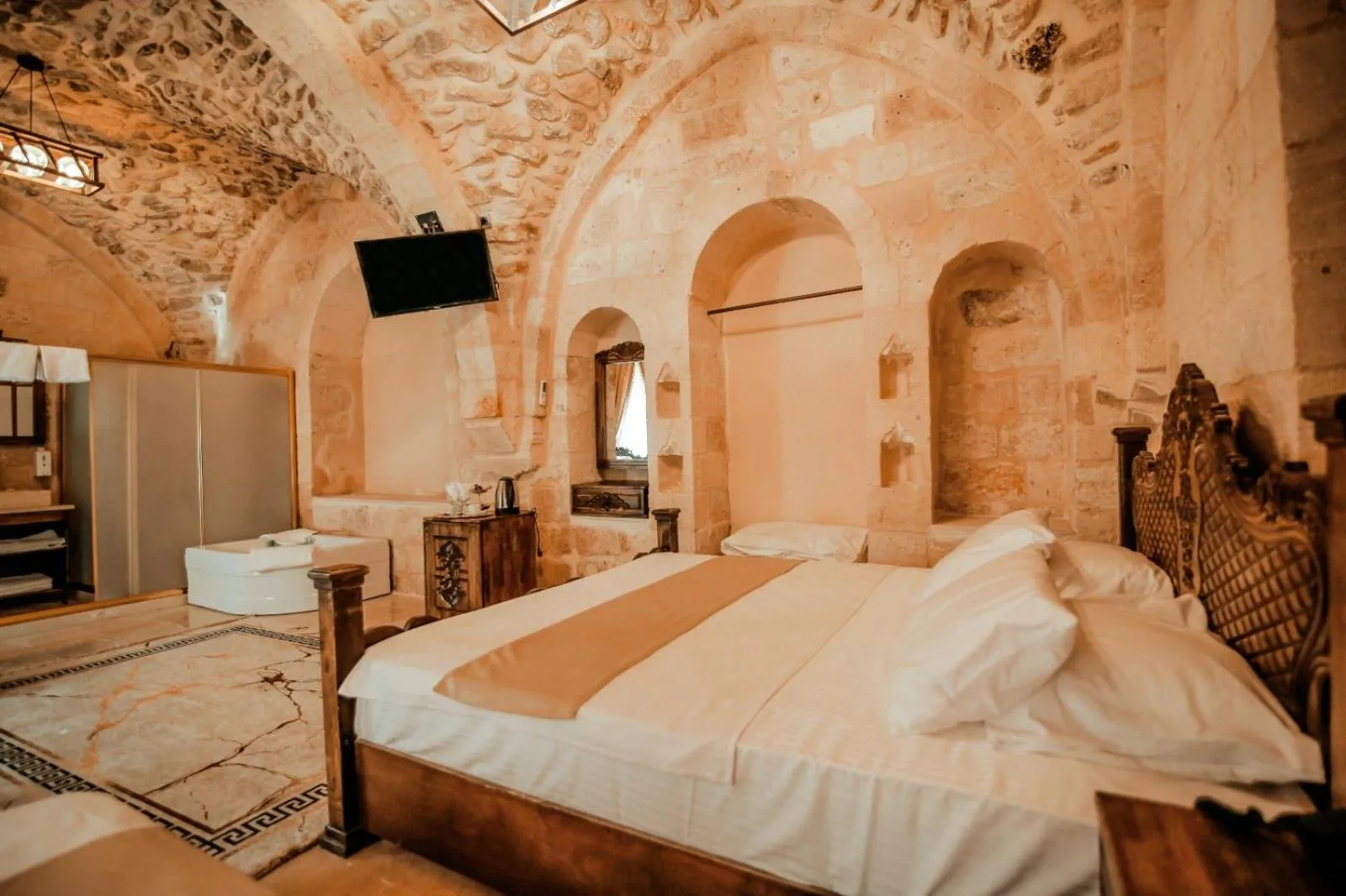 Toilet, Bed in CARRA KONAĞI