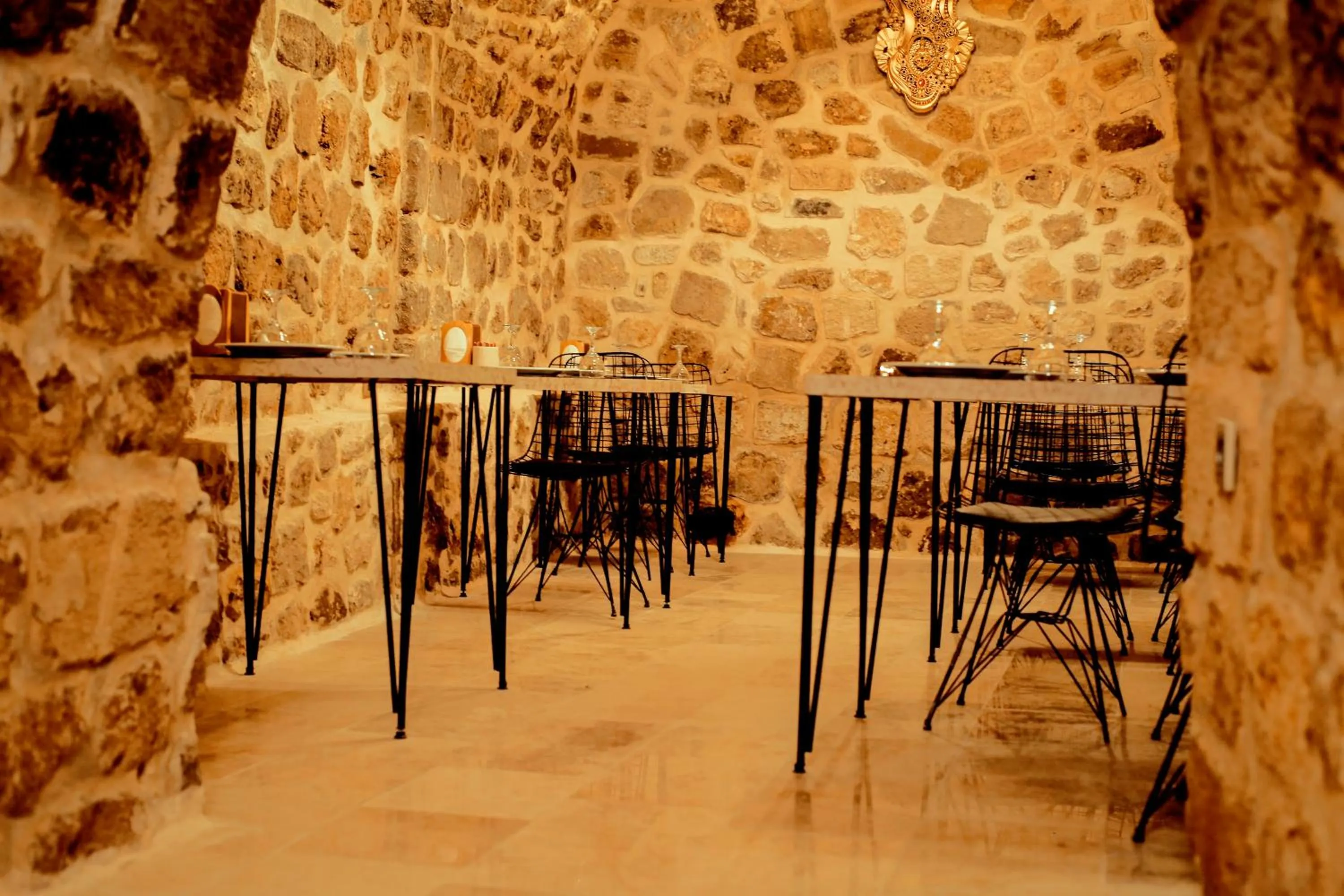 Restaurant/places to eat in CARRA KONAĞI