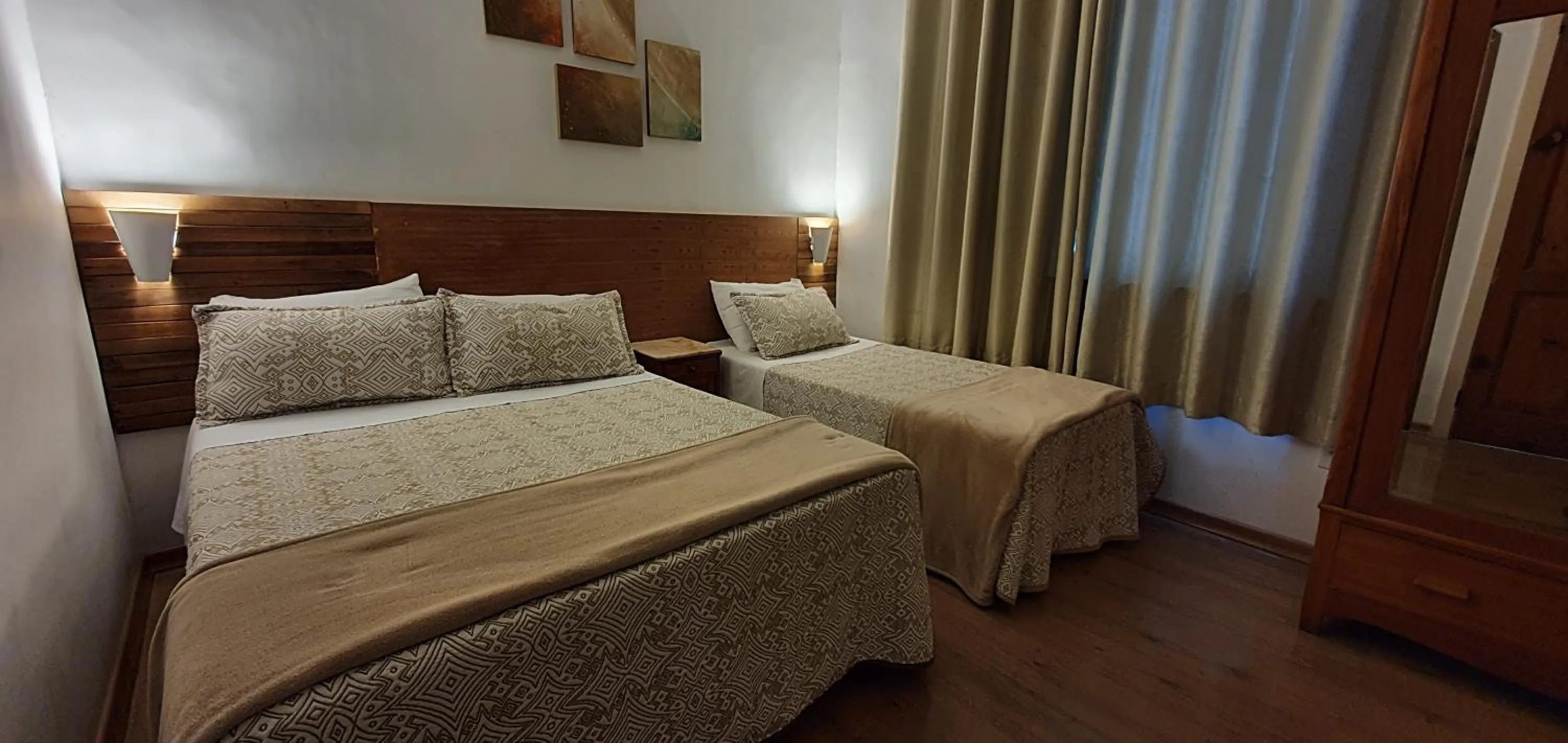 Photo of the whole room, Bed in Hotel São Paulo