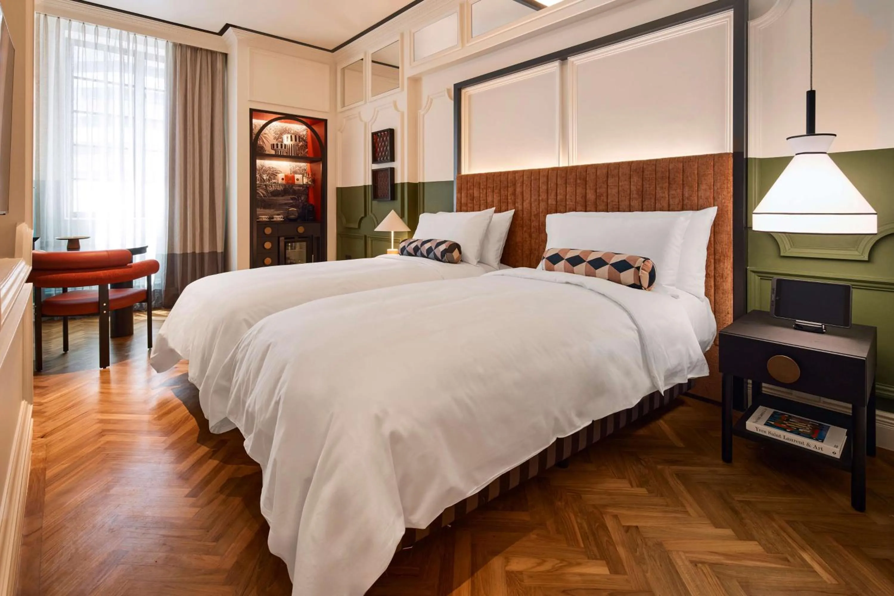 Bedroom, Bed in Hotel Telegraph