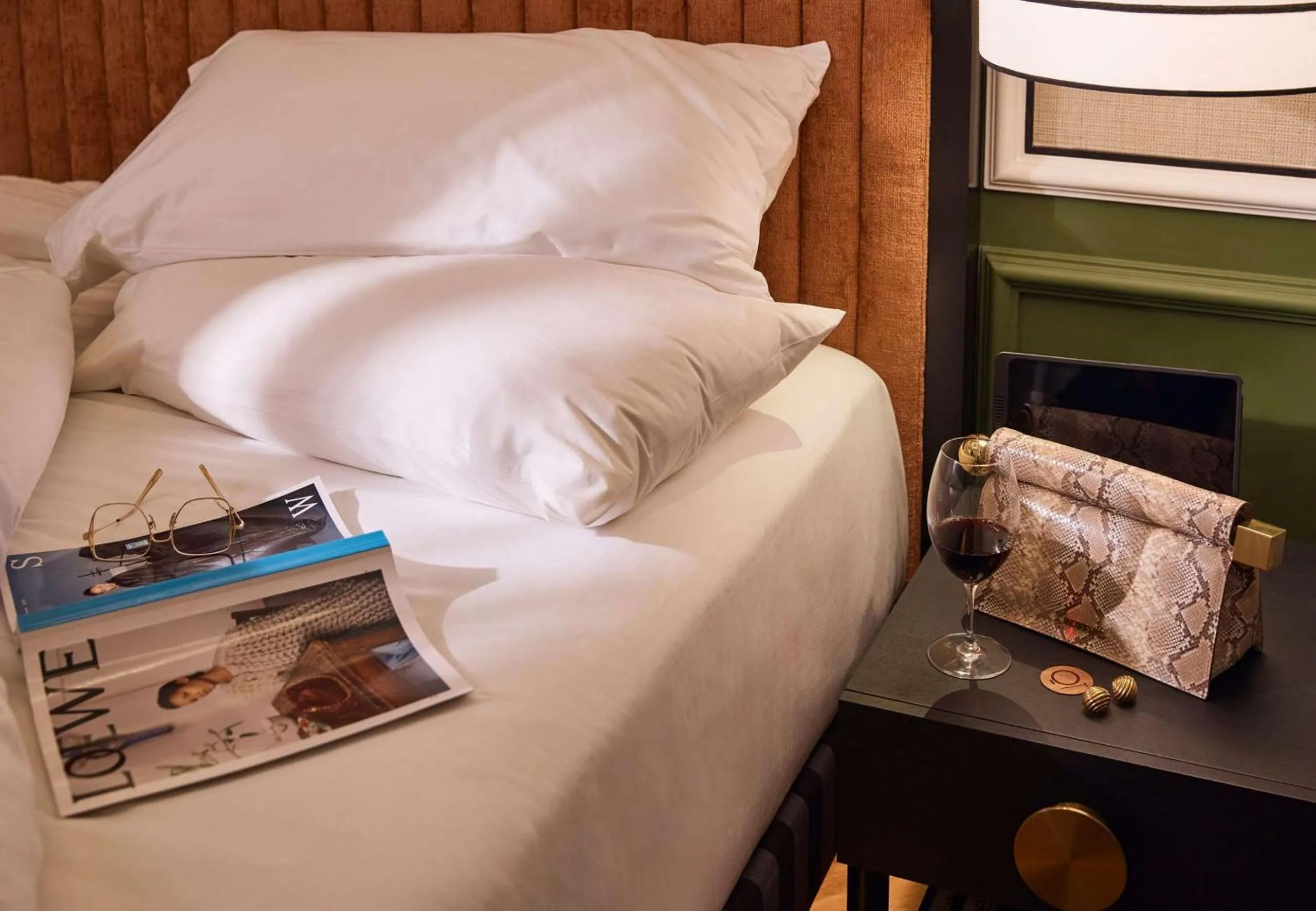 Bedroom, Bed in Hotel Telegraph