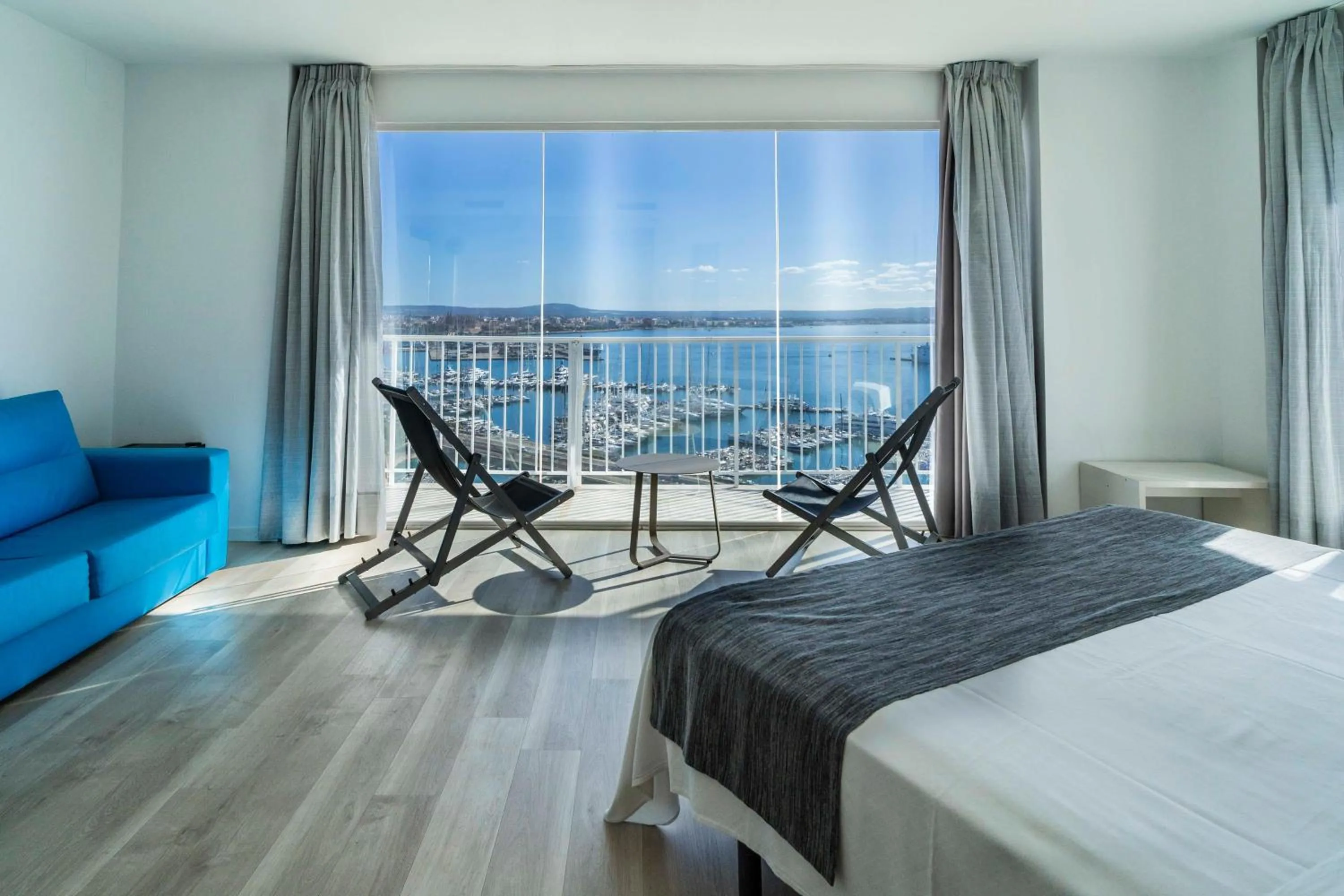 Photo of the whole room, Bed in Hotel Amic Horizonte