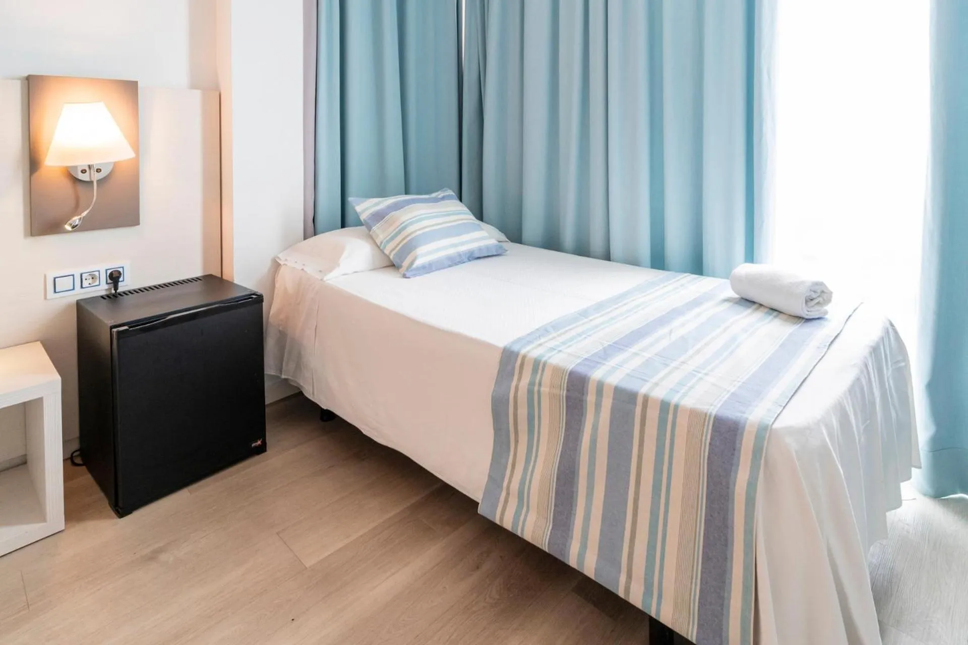 Photo of the whole room, Bed in Hotel Amic Horizonte