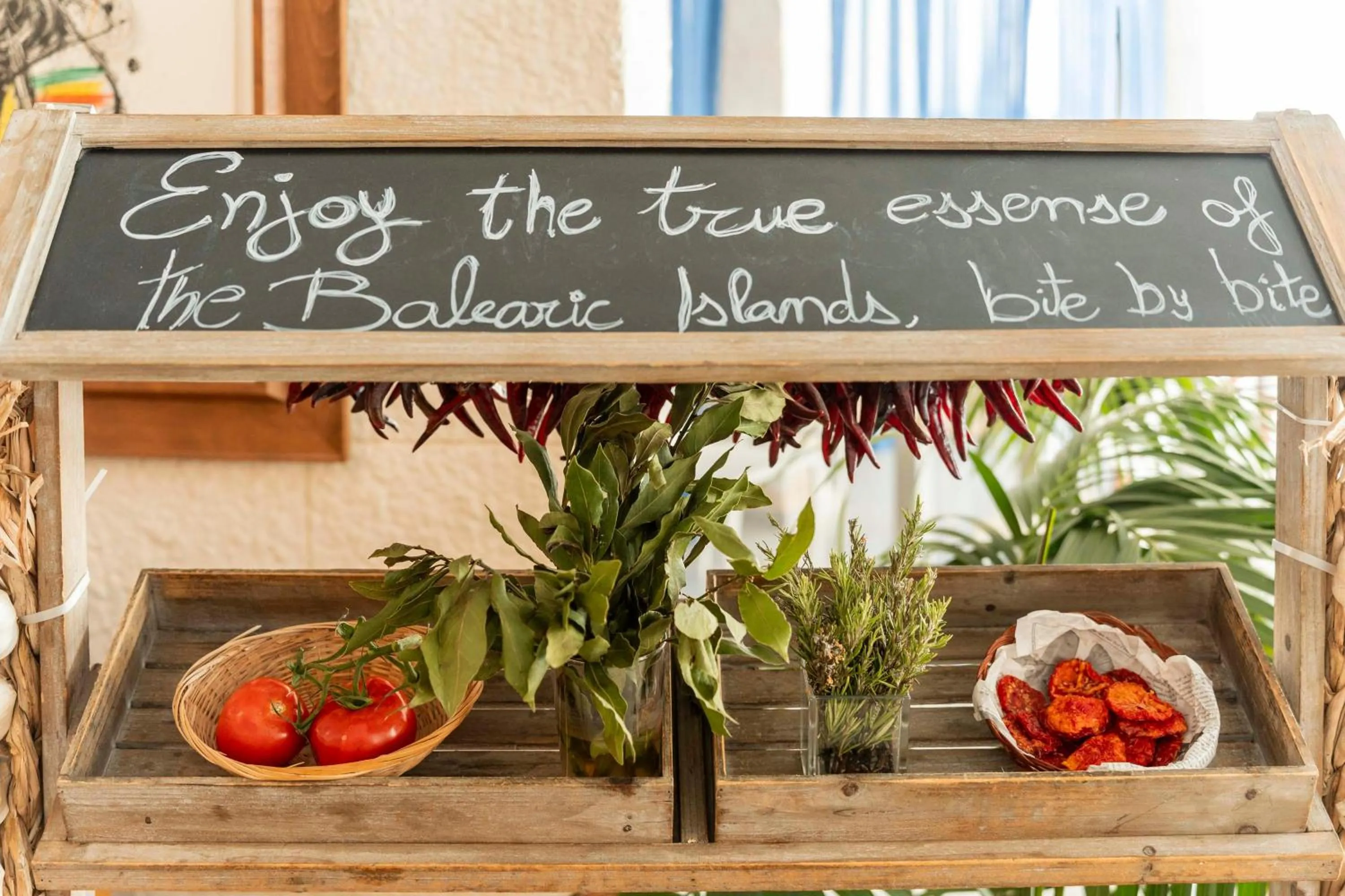 Restaurant/places to eat in Hotel Amic Horizonte