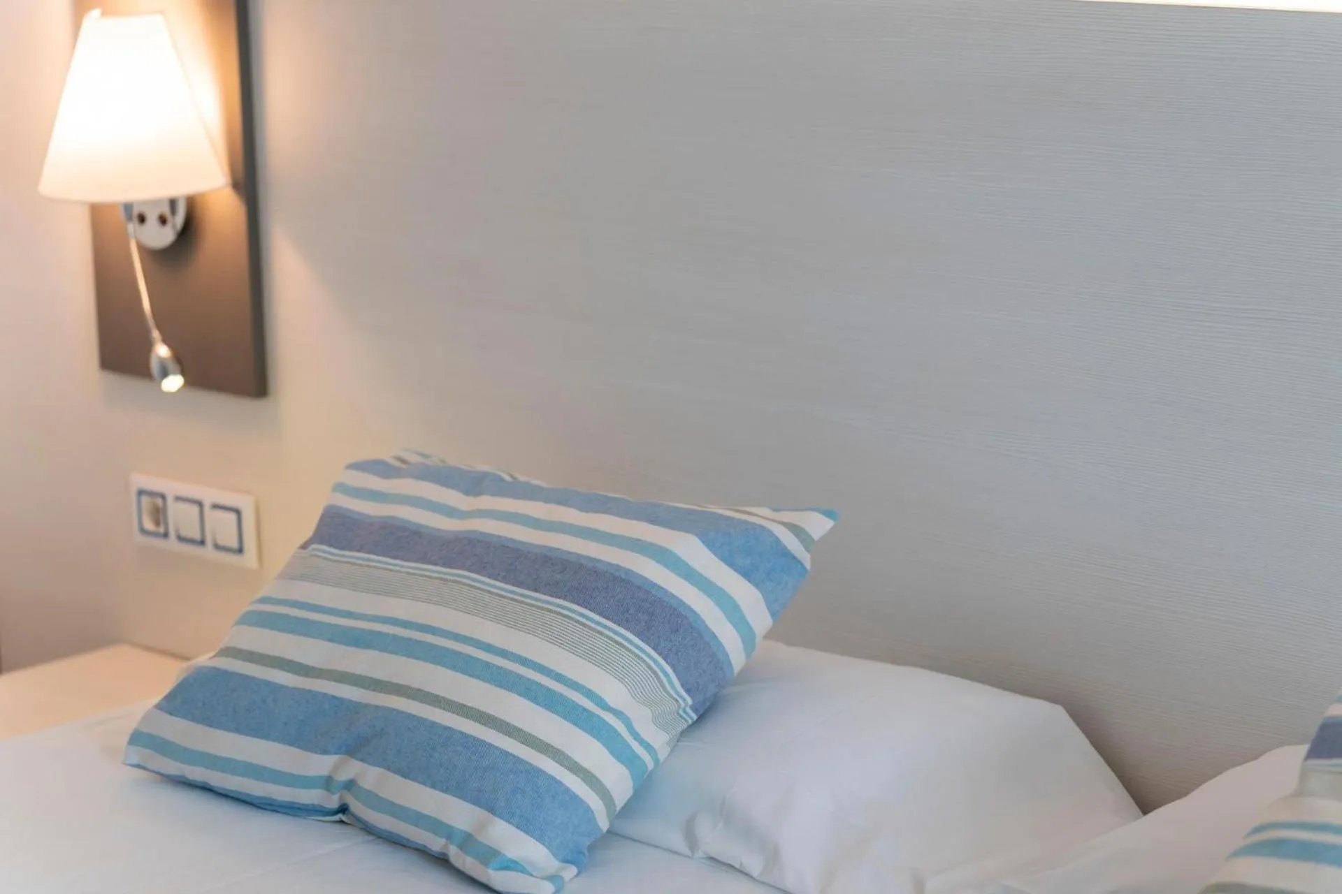 Photo of the whole room, Bed in Hotel Amic Horizonte