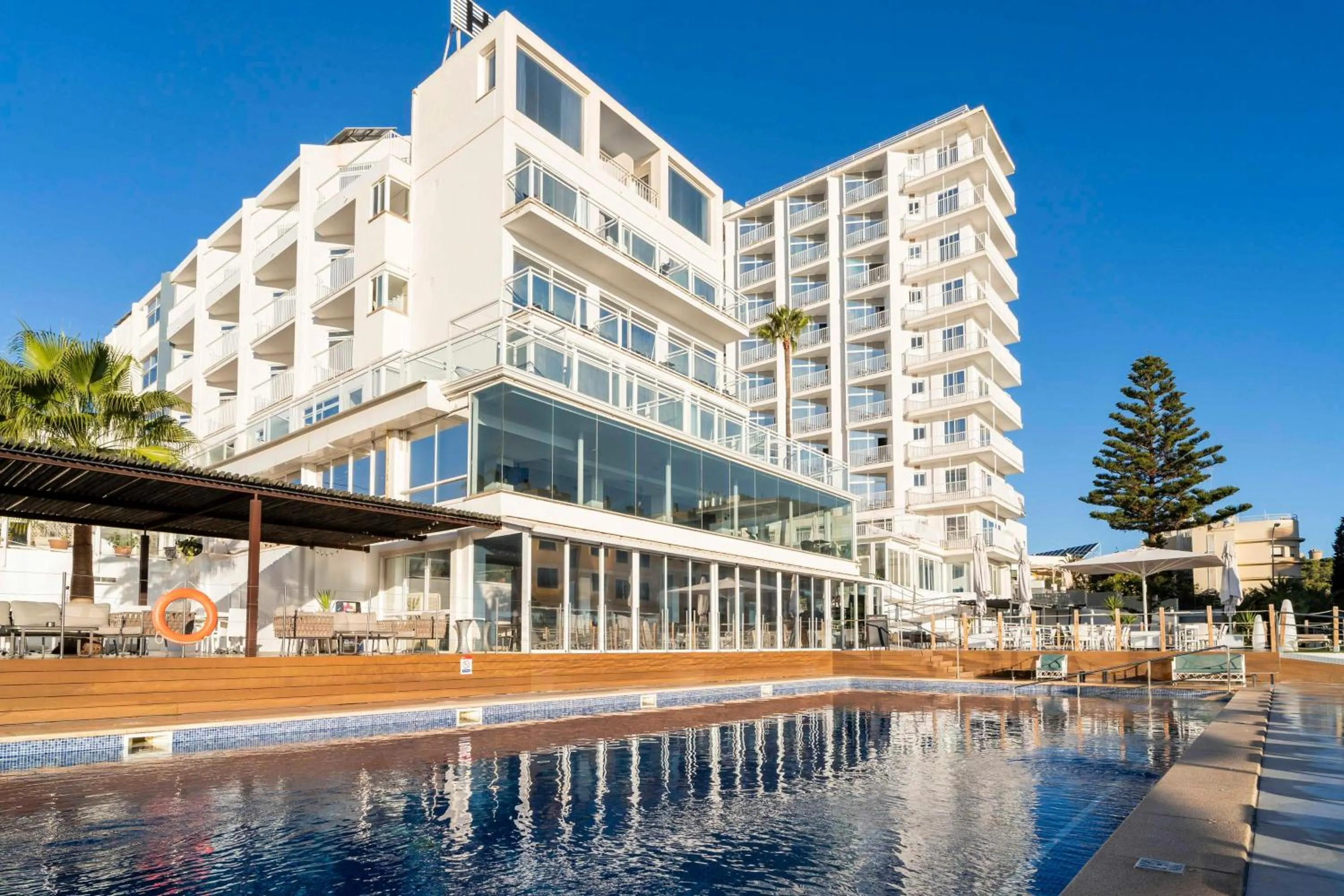 Property building in Hotel Amic Horizonte