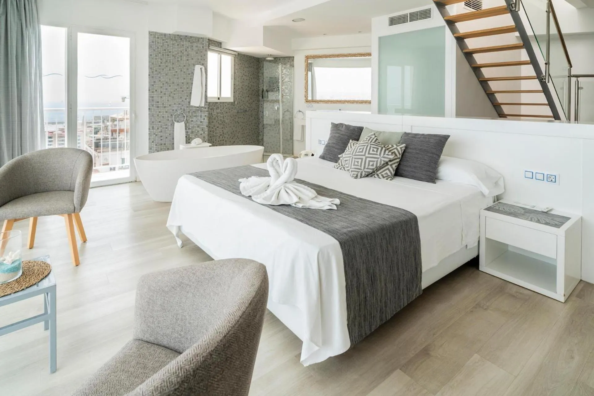 Photo of the whole room, Bed in Hotel Amic Horizonte