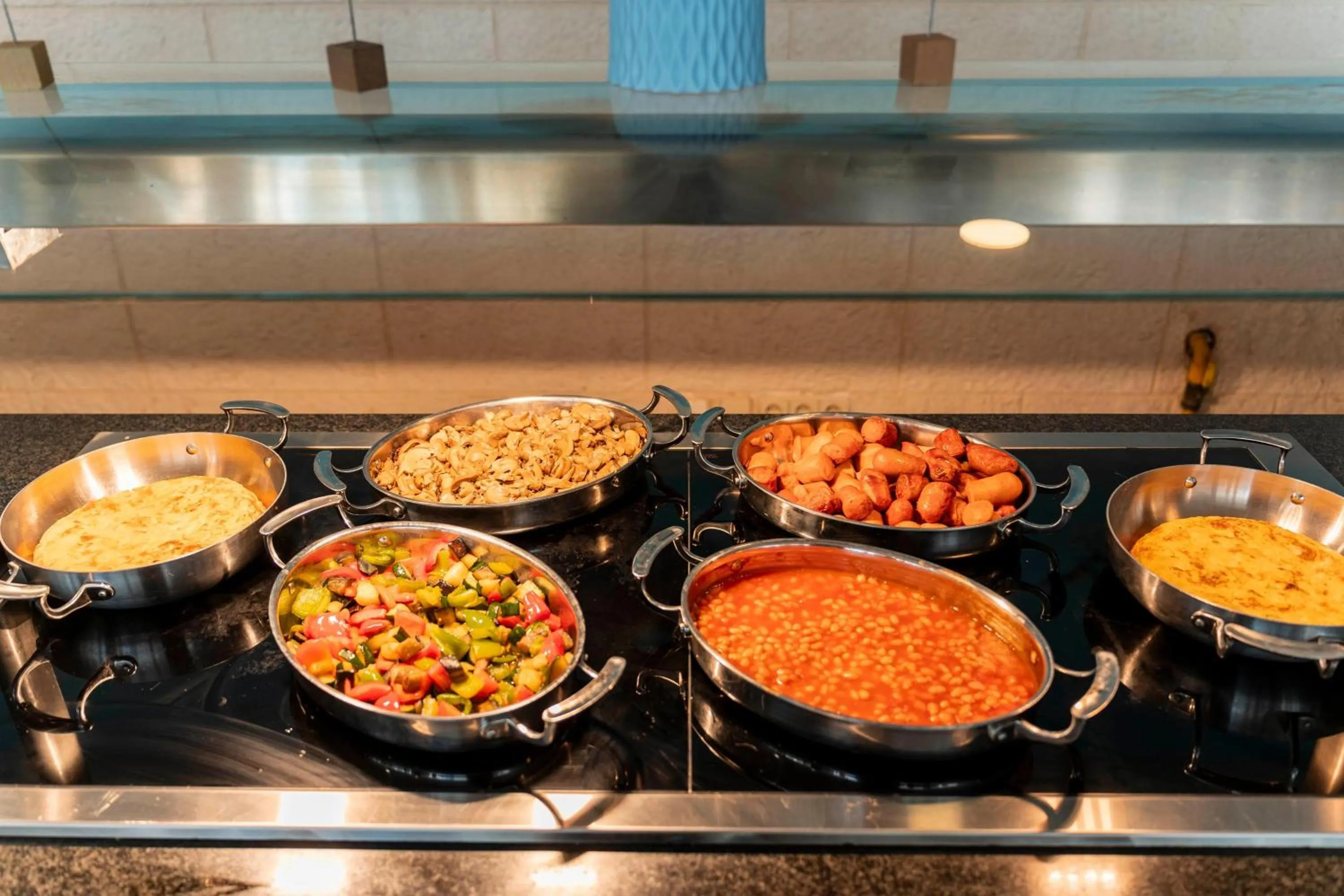 Restaurant/places to eat in Hotel Amic Horizonte