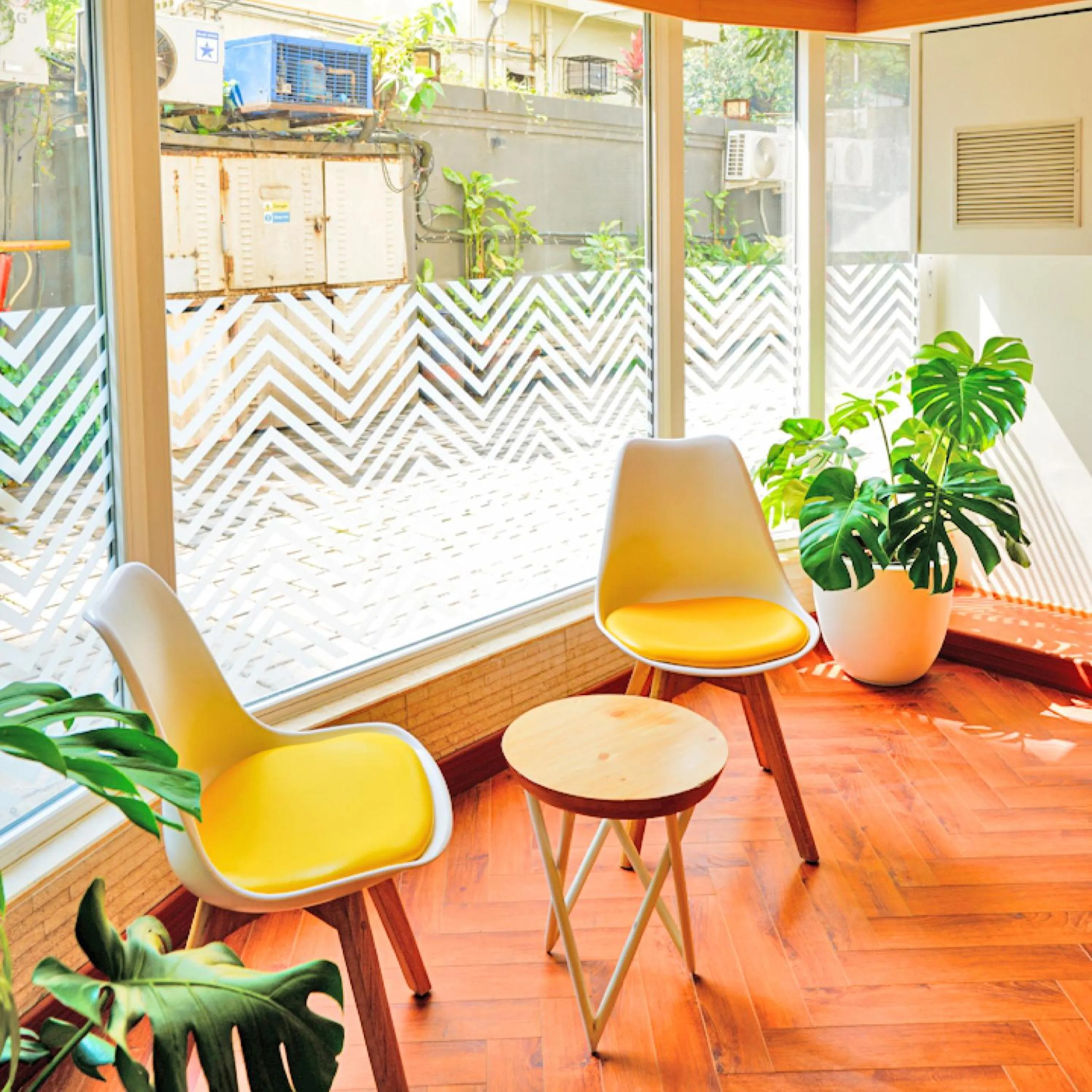 Lobby or reception in Bloom Boutique l Bandra