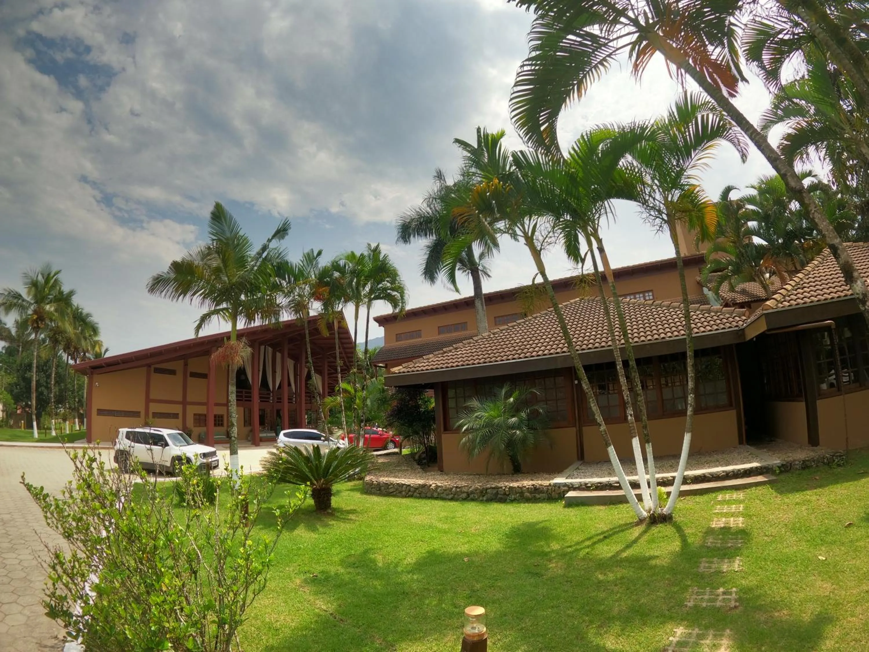 Property building in Delta Maresias Club by Smart Sharing